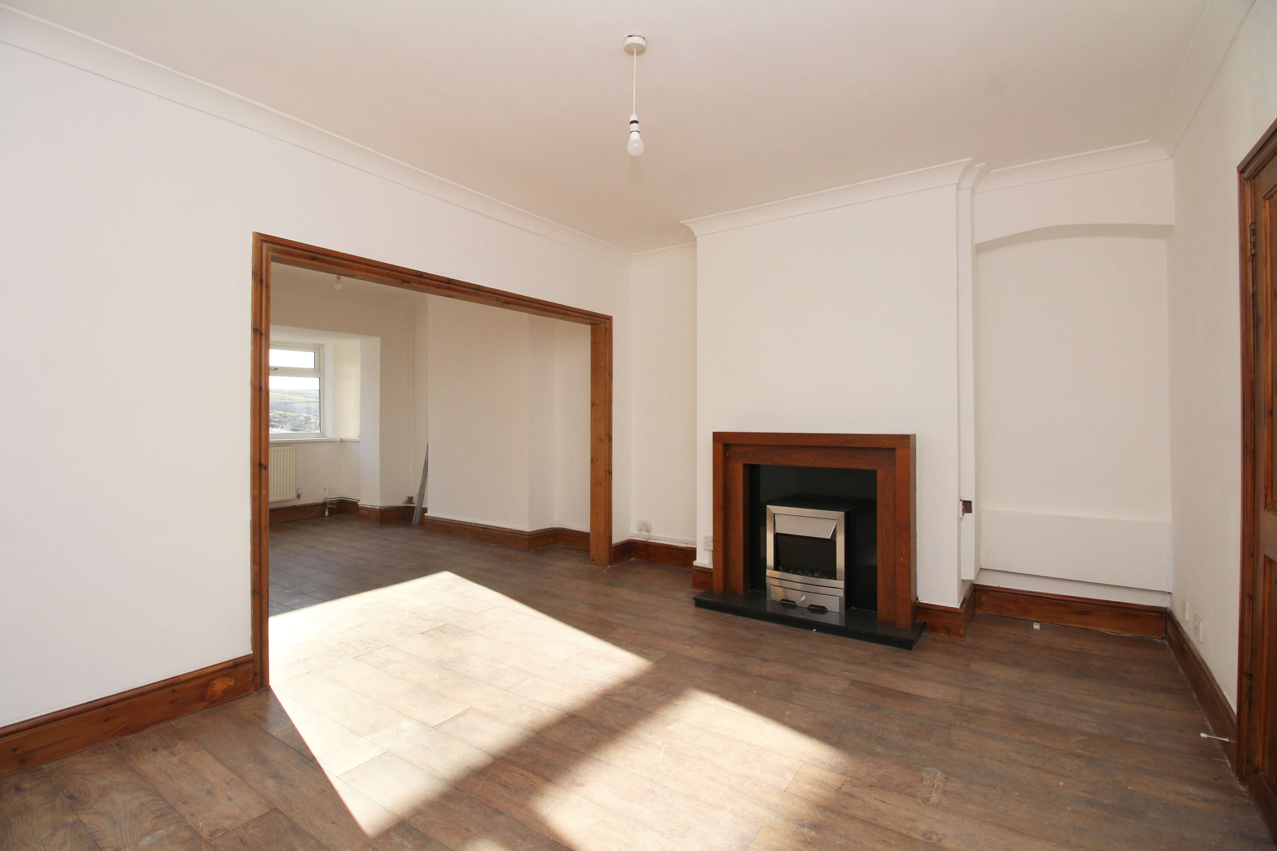 Beech Street, Gilfach Goch CF39 8UD  Interior