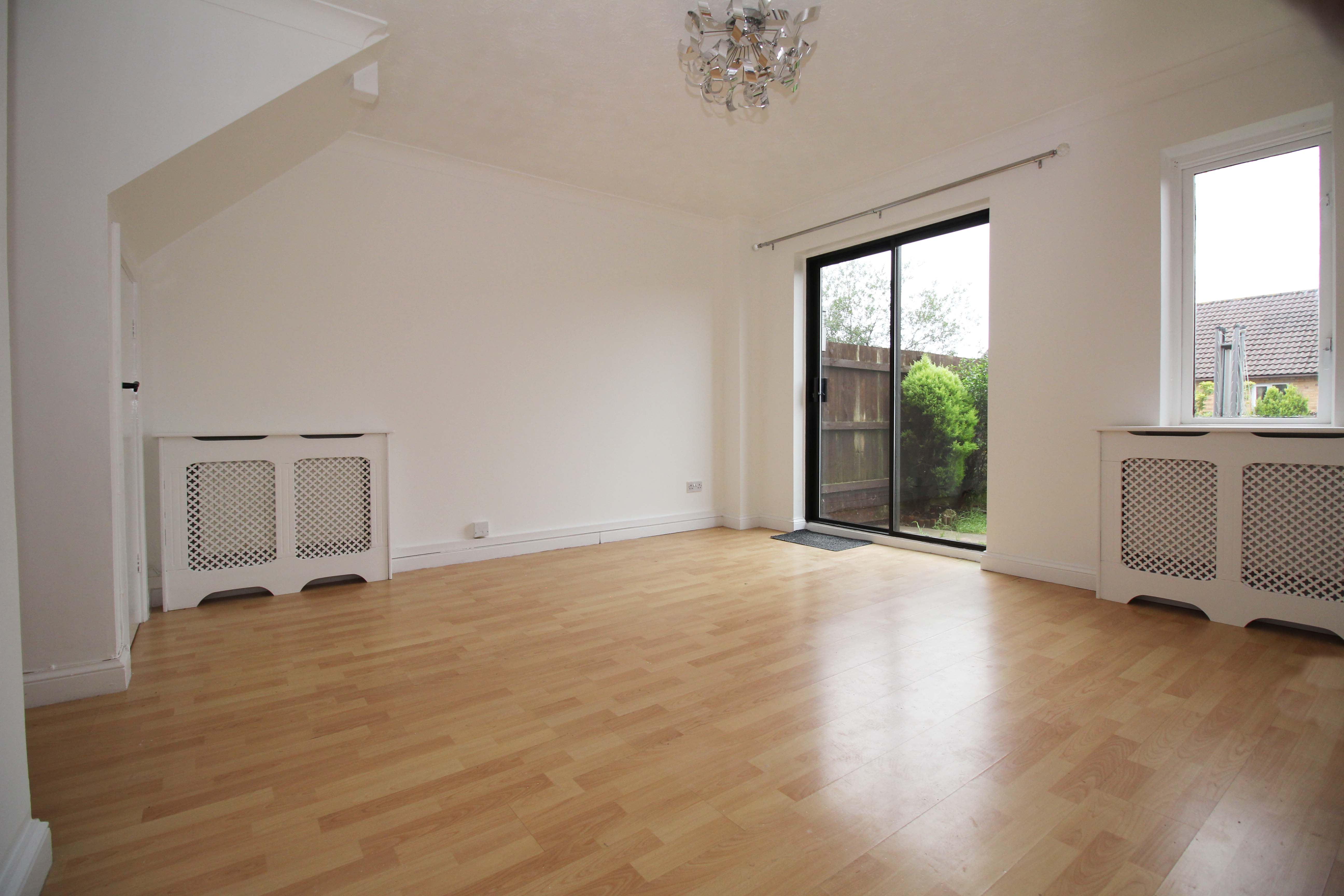 Manor Chase, Beddau CF38 2TG  Interior