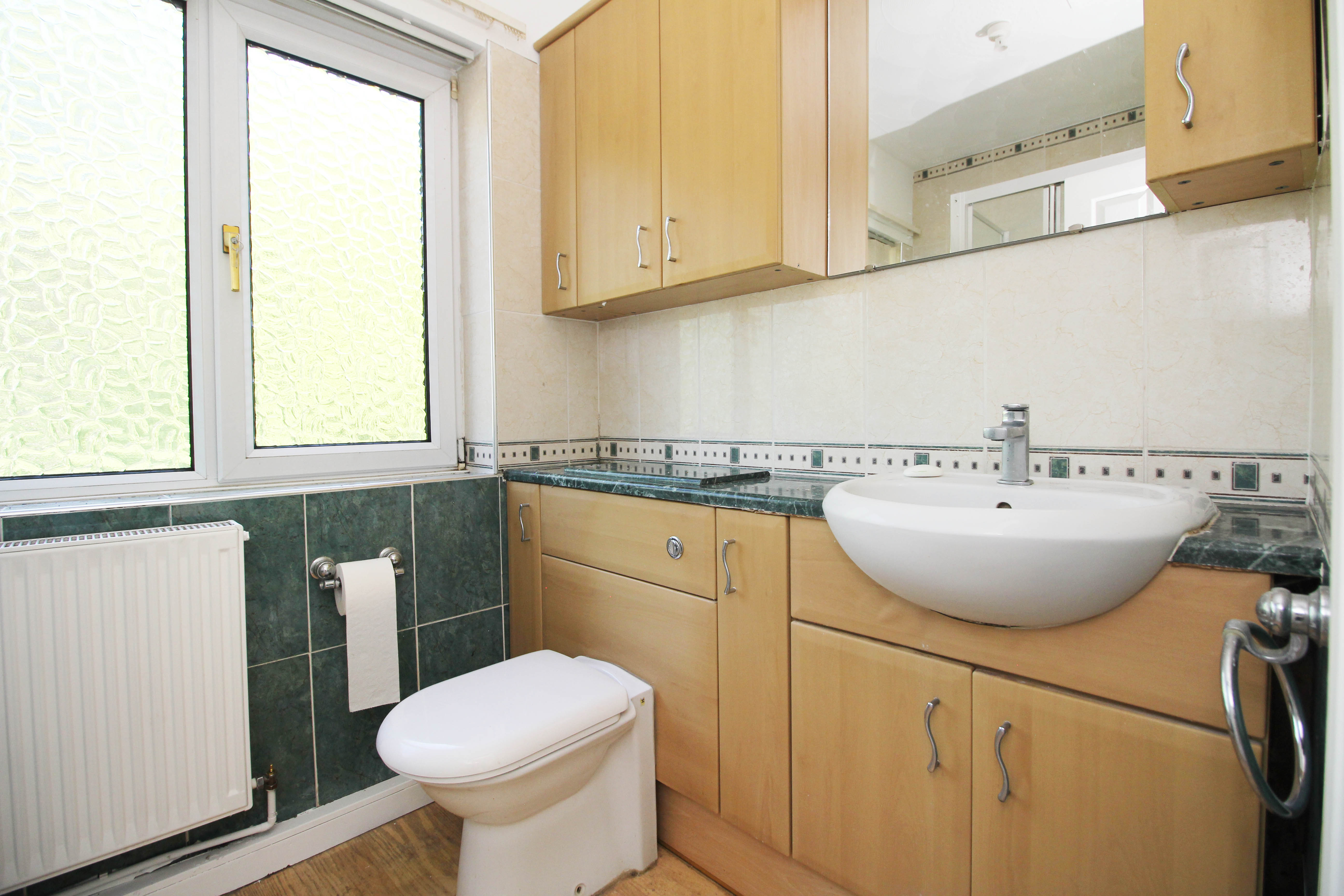 Oakdale Road, Tonypandy CF40 1RS  Interior