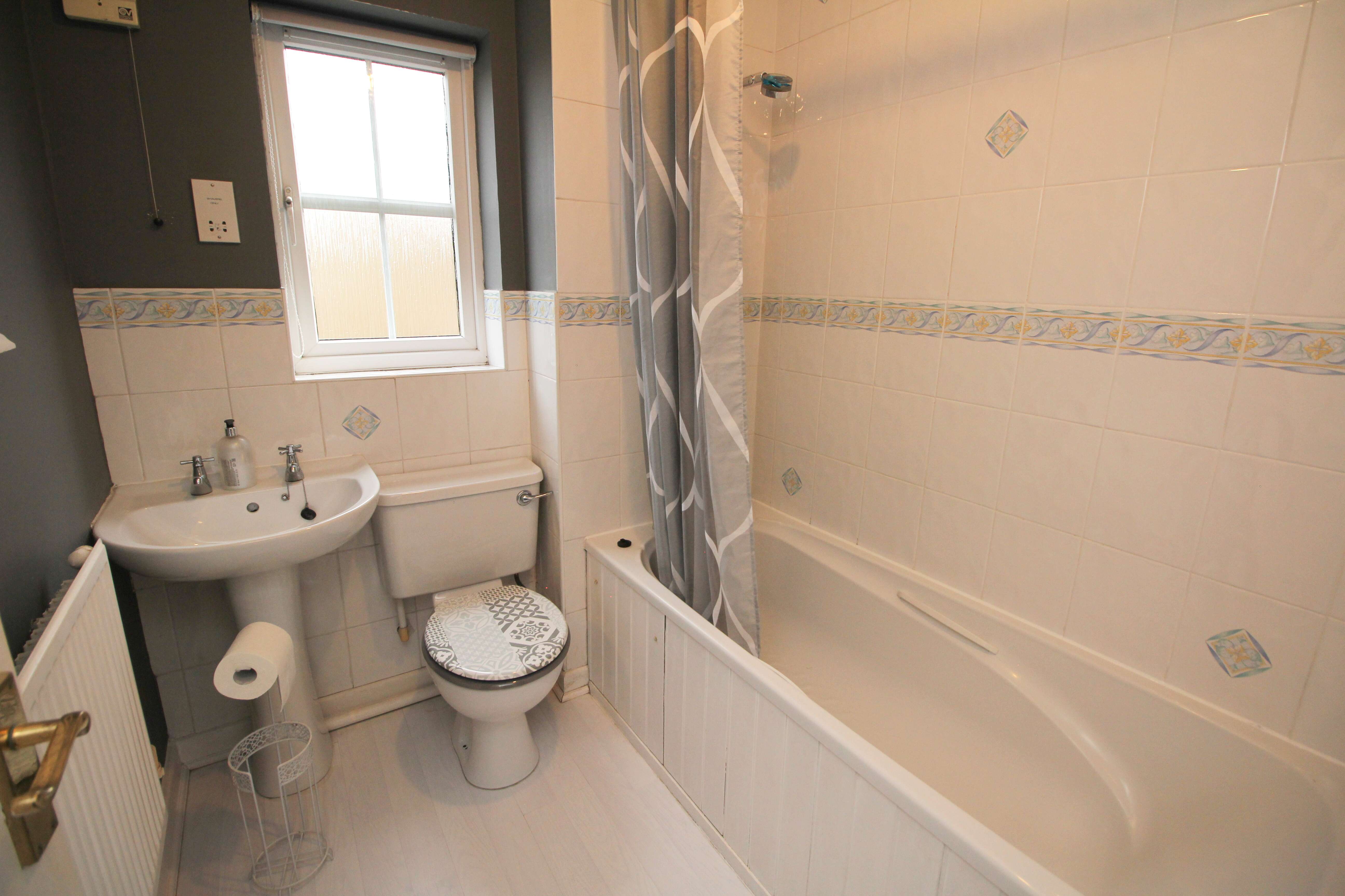 Newmill Gardens, Miskin CF72 8RX  Interior