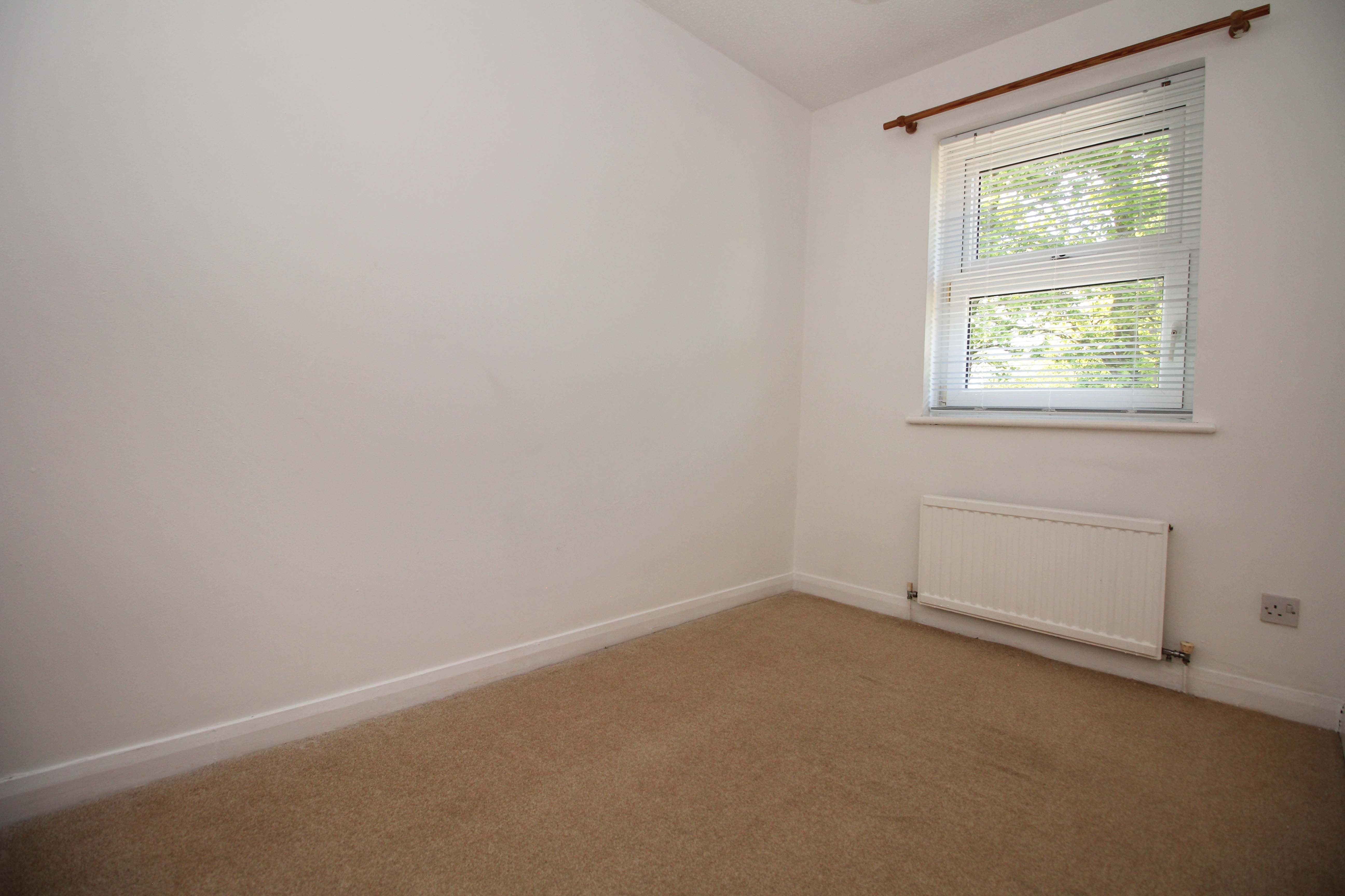 Manor Chase, Beddau, CF38 2JF  Interior