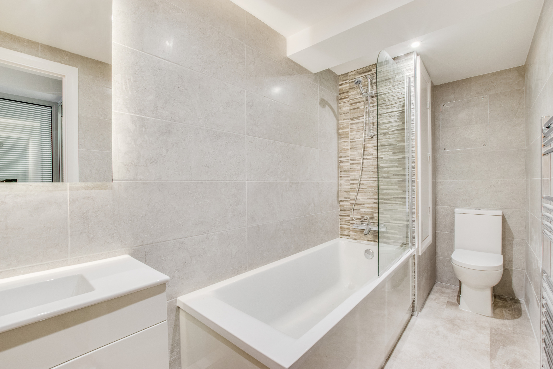 Flat 2, 11 Westgate street  Interior