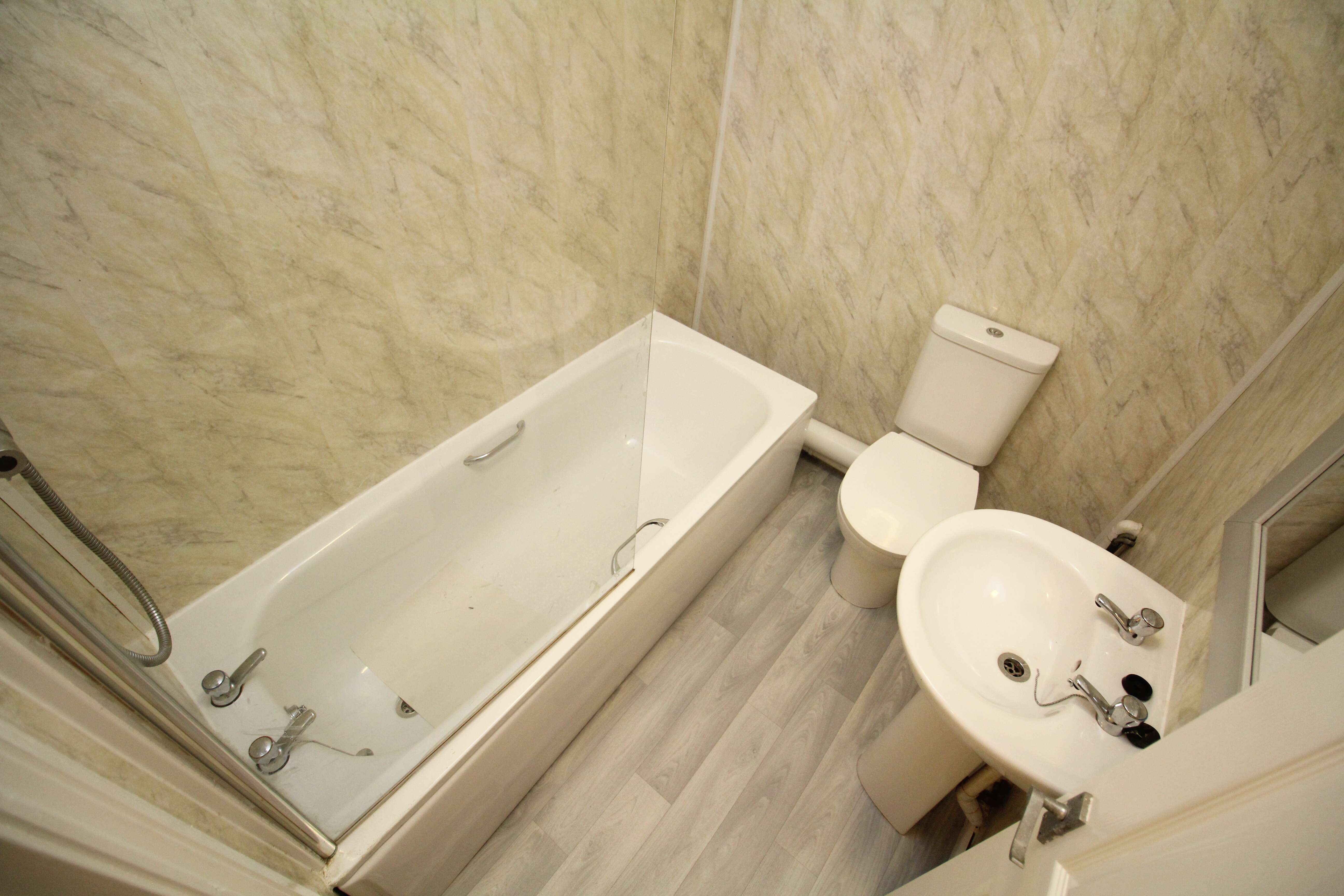 Central Square, Trallwn CF37 4PN  Interior