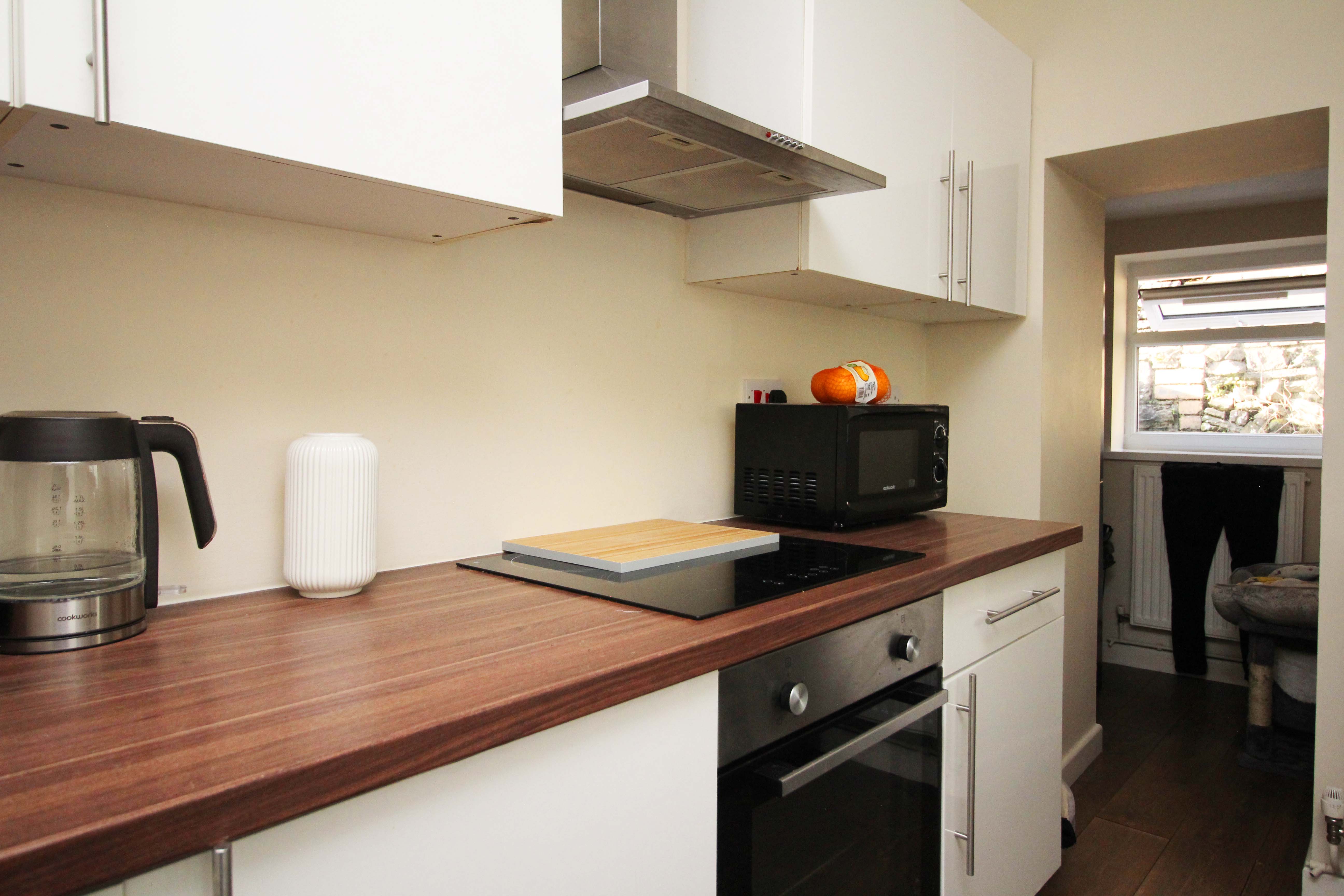 Llewellyn Street, CF43 3LB  Interior