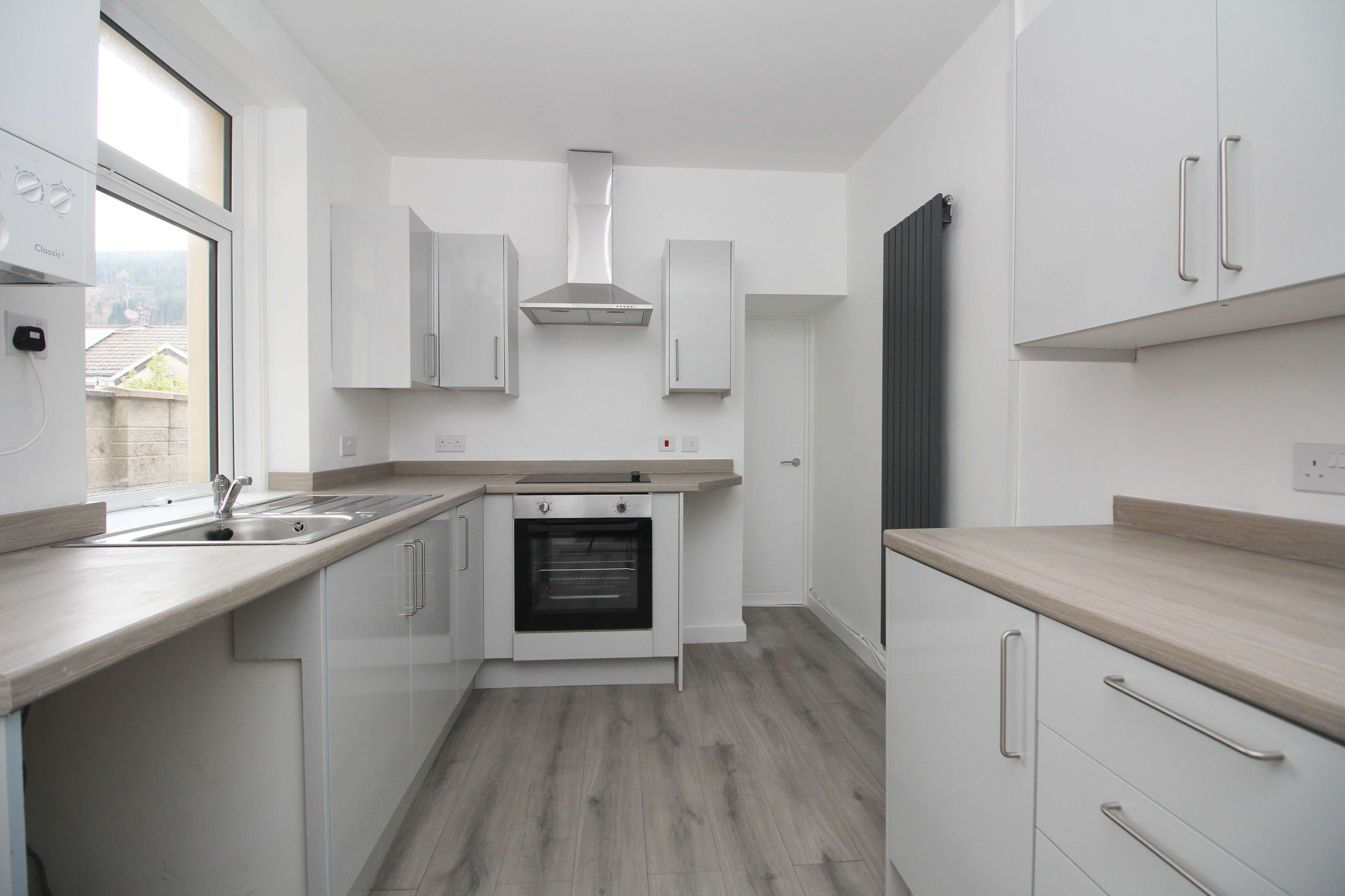 Station Terrace, Treherbert, CF32 5HU  Interior