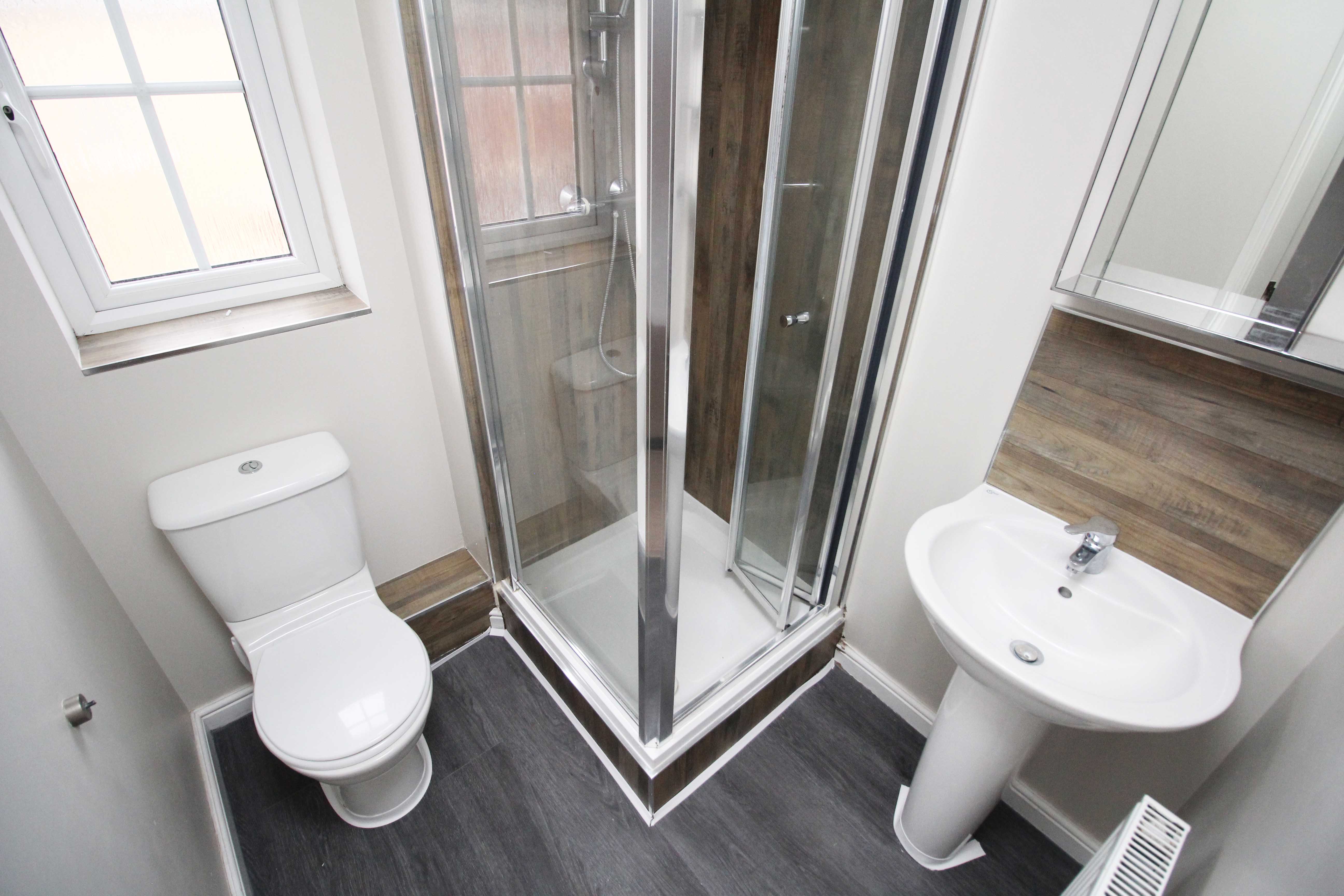 Lonydd Glas, Llanharan, CF72 9FW  Interior