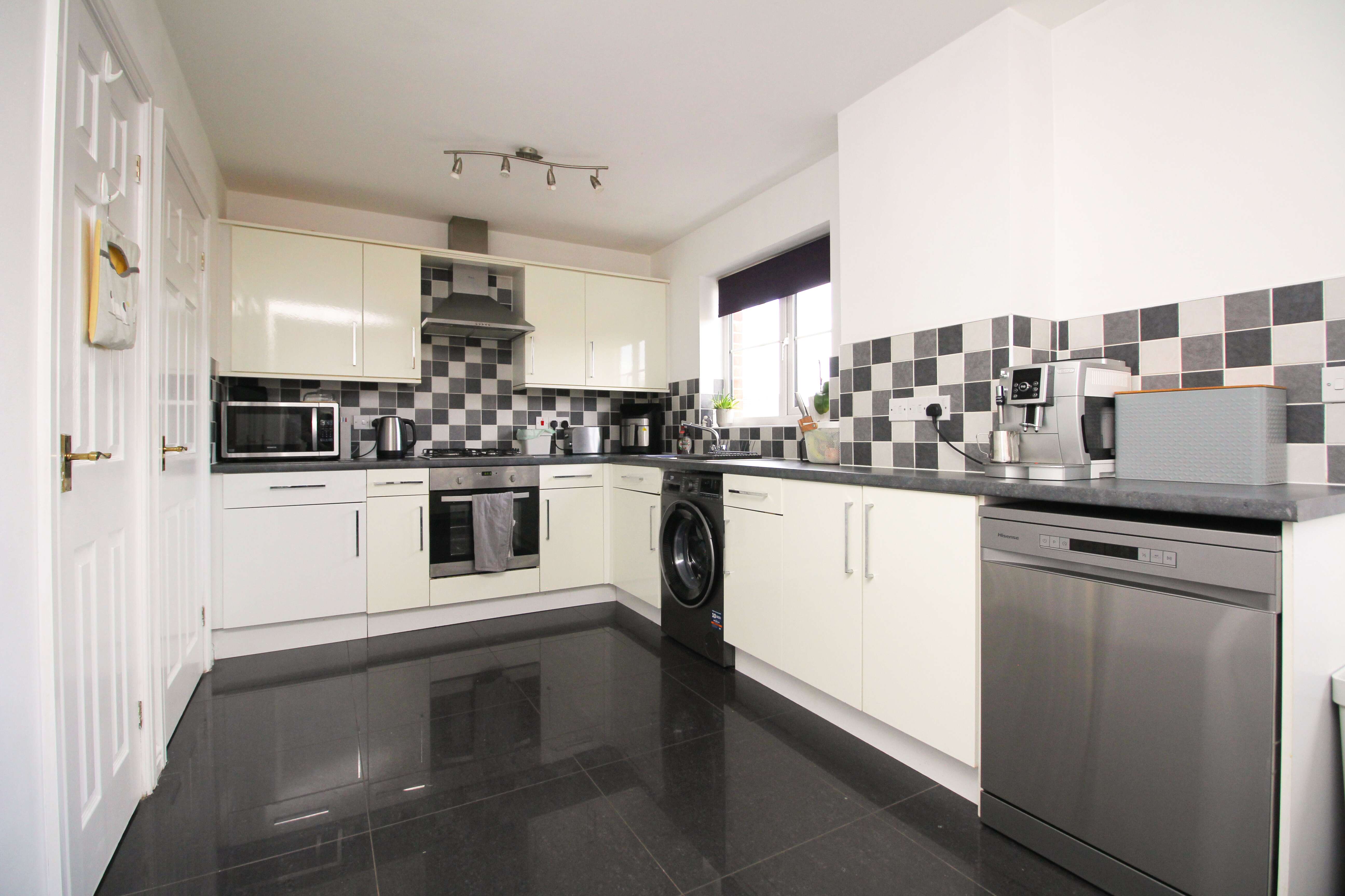 Ffordd Y Dolau, Llanharan CF72 9FT  Interior