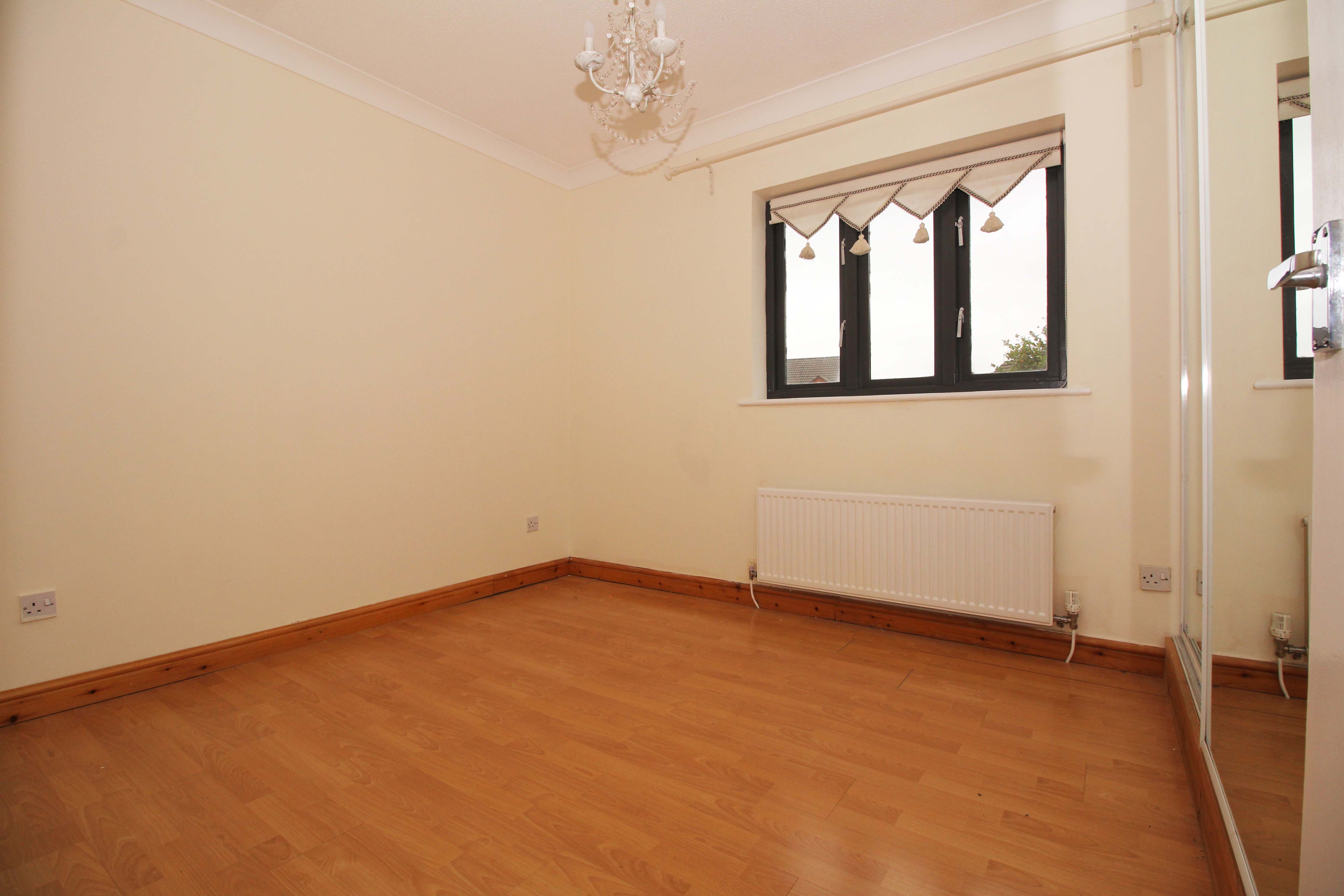 Manor Chase, Beddau CF38 2TG  Interior