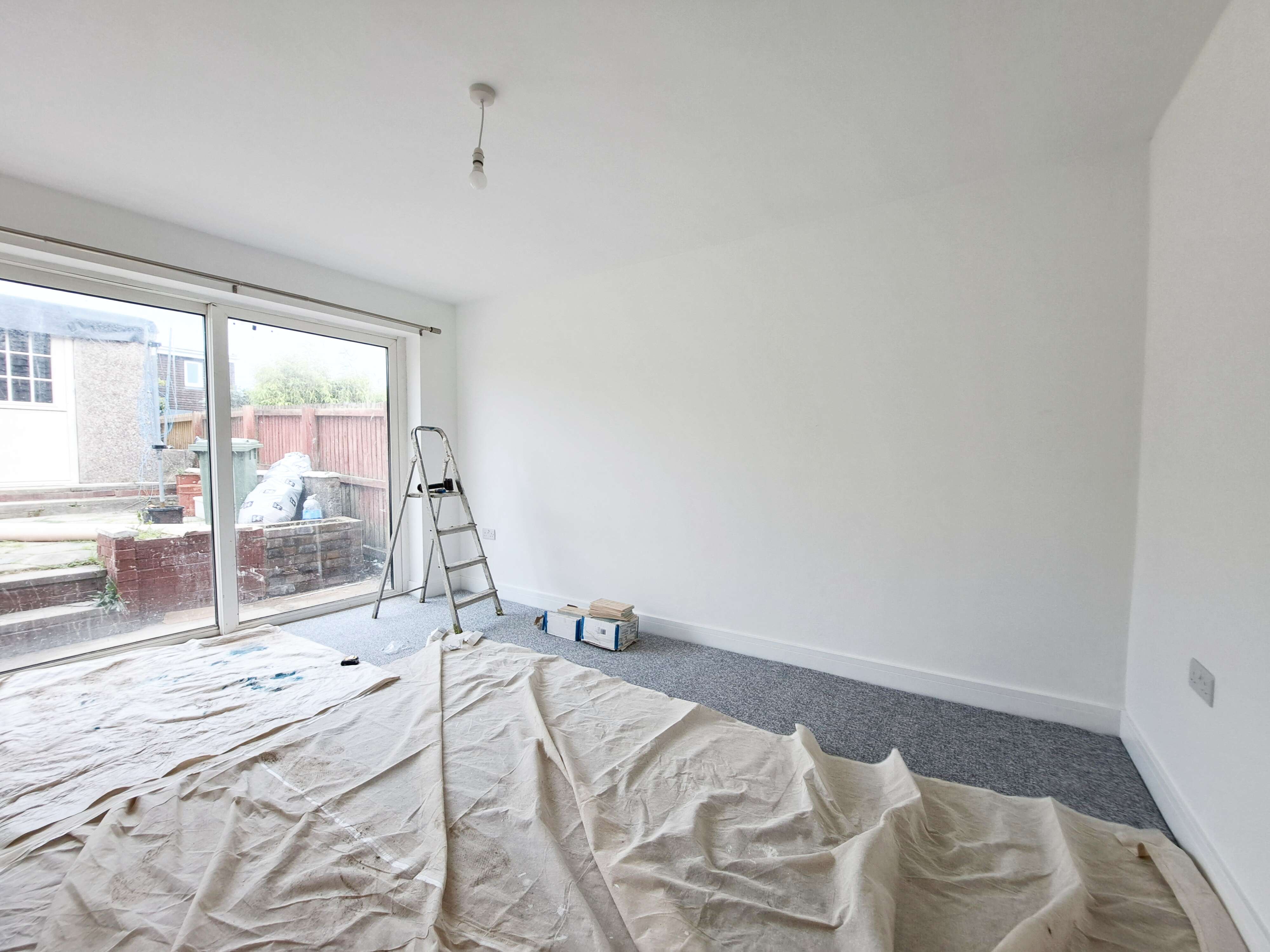 Red Roofs Close, Pencoed CF35 6PL  Interior