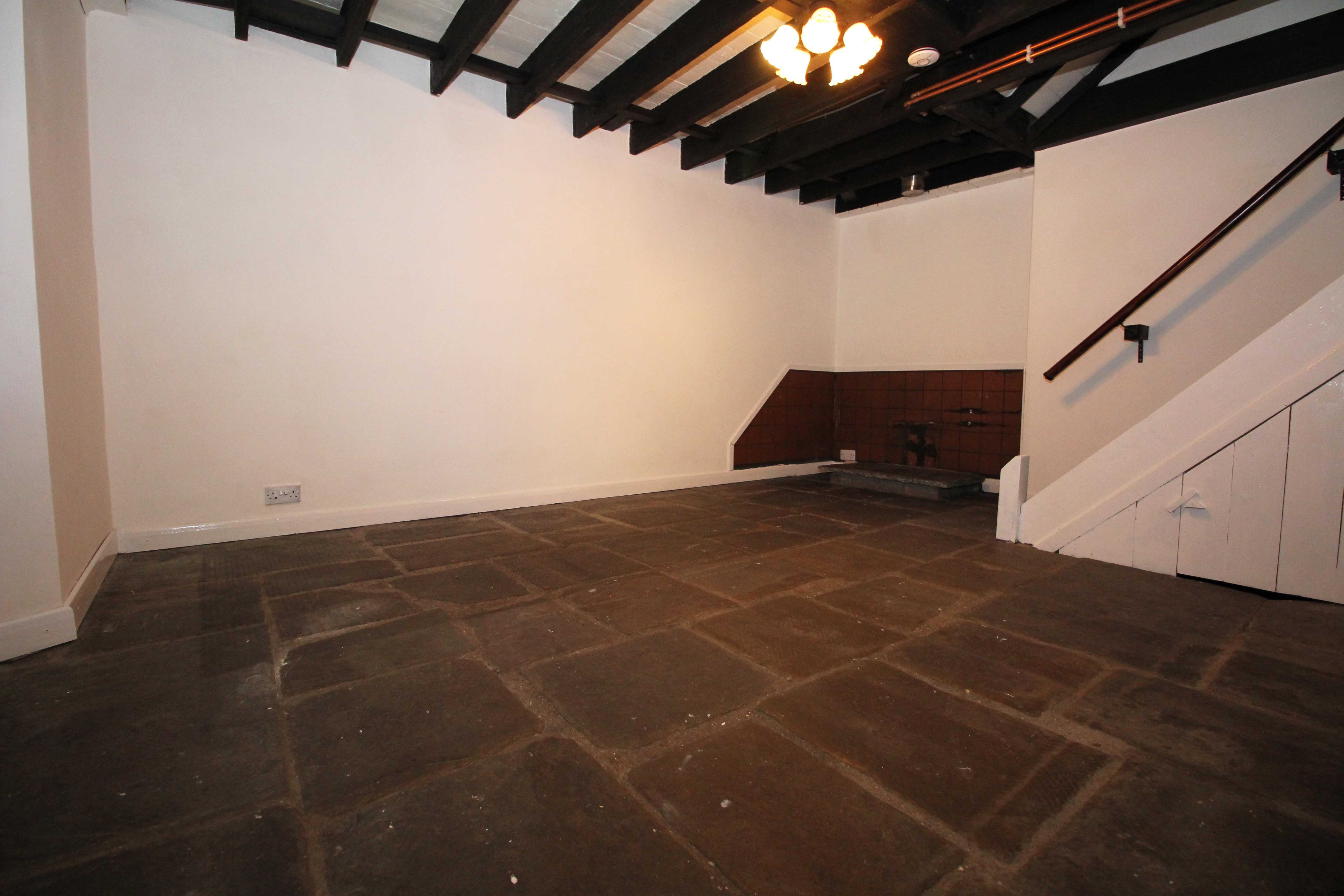 Swan Street, Llantrisant, Pontyclun, CF72 8ED  Interior