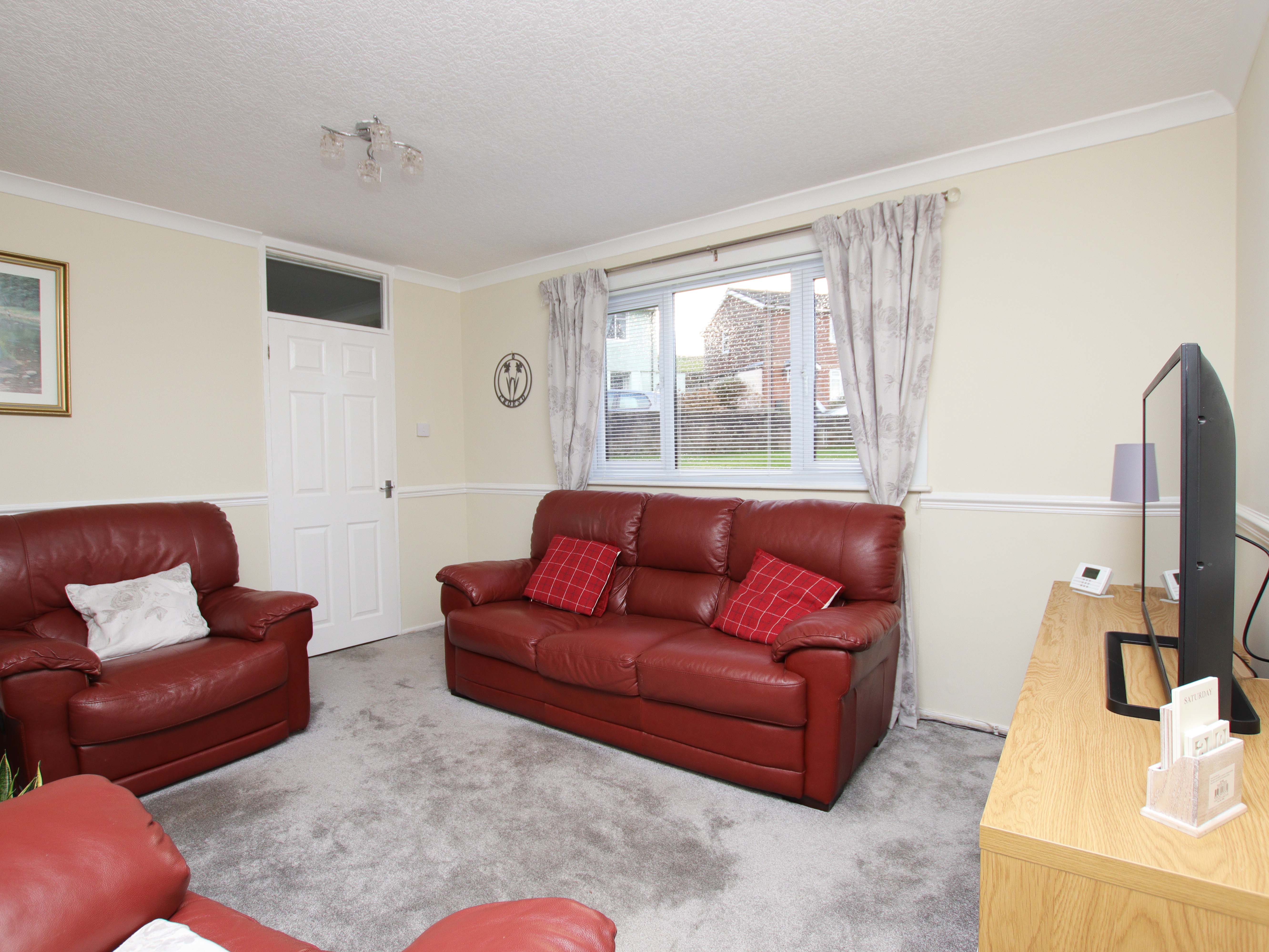 Dan Caerlan, Llantrisant CF72 8HD  Interior