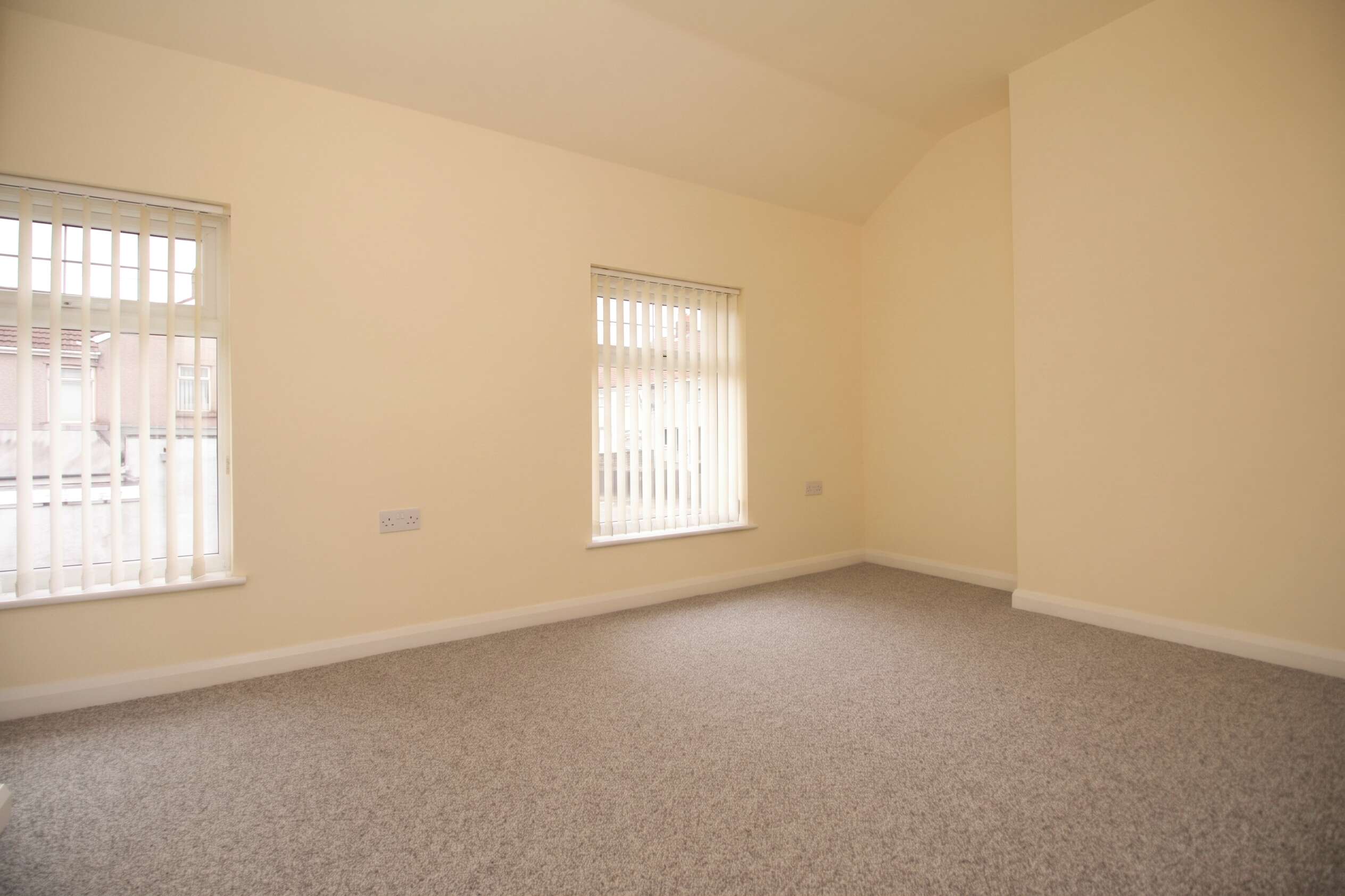 Thomas Street, Gilfach Goch, Porth, CF39 8TU  Interior