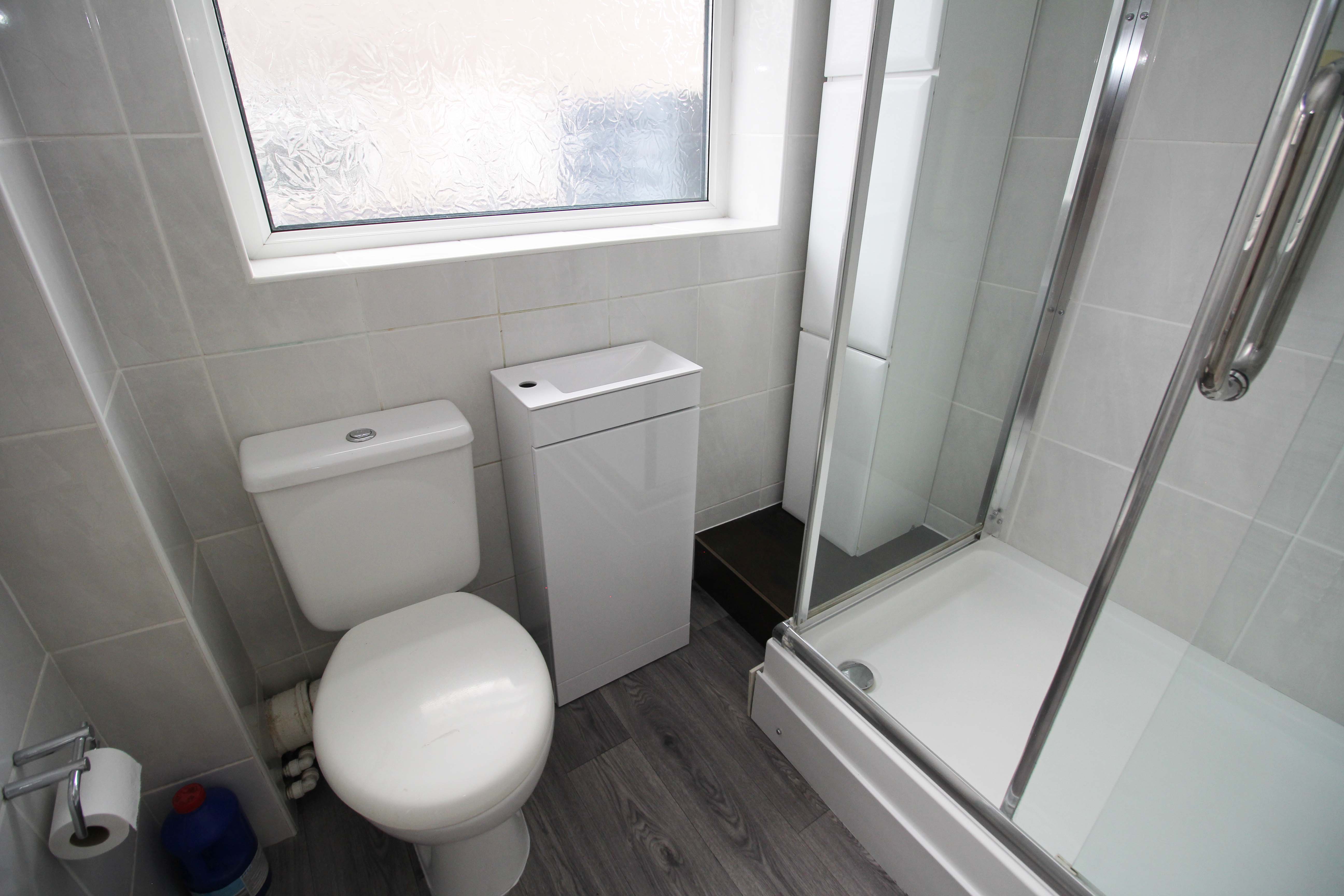 Clos Powys, Beddau. CF38 2SY  Interior