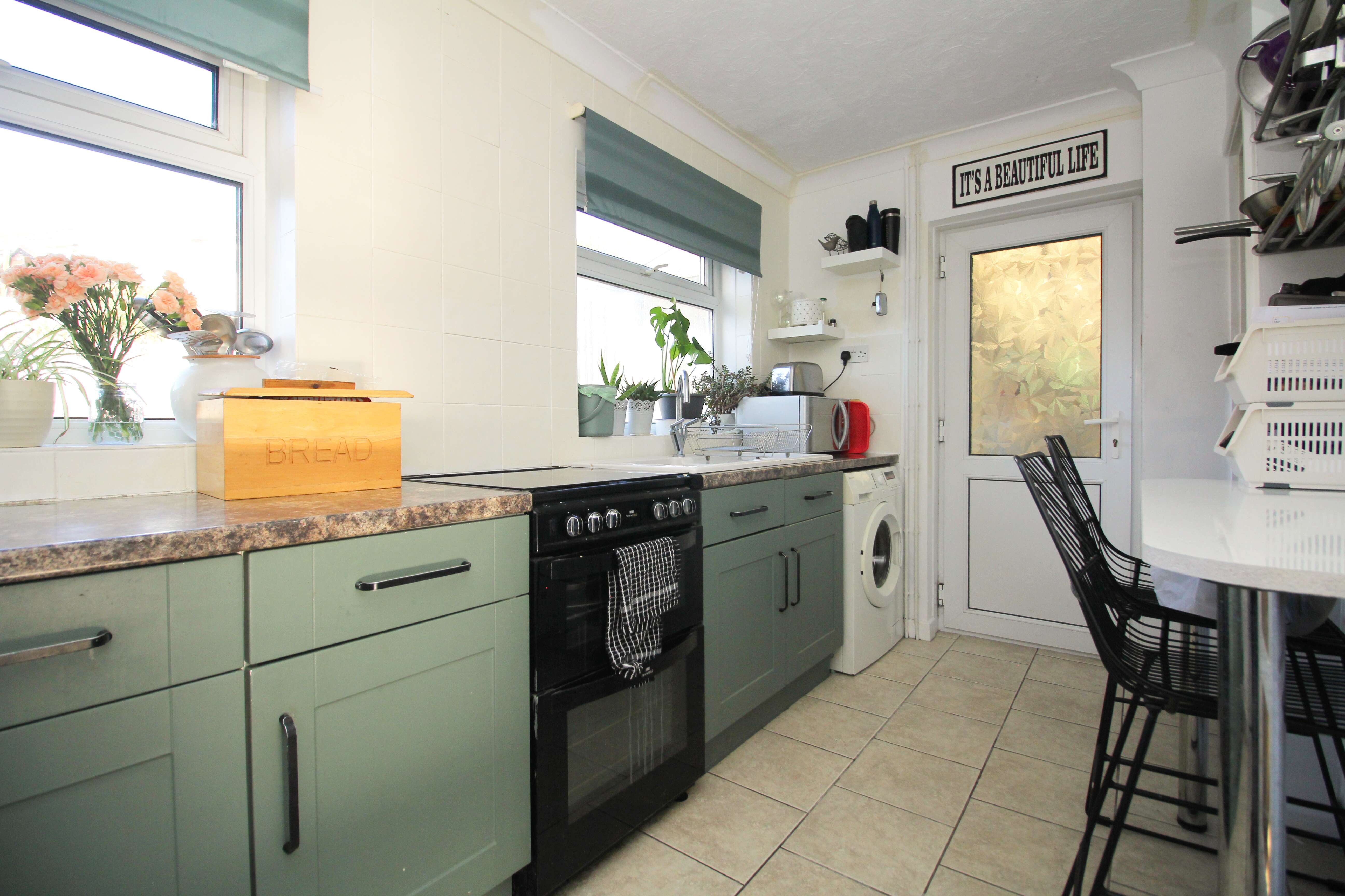 Foel View Close, Llantwit Fardre, CF38 2PL  Interior