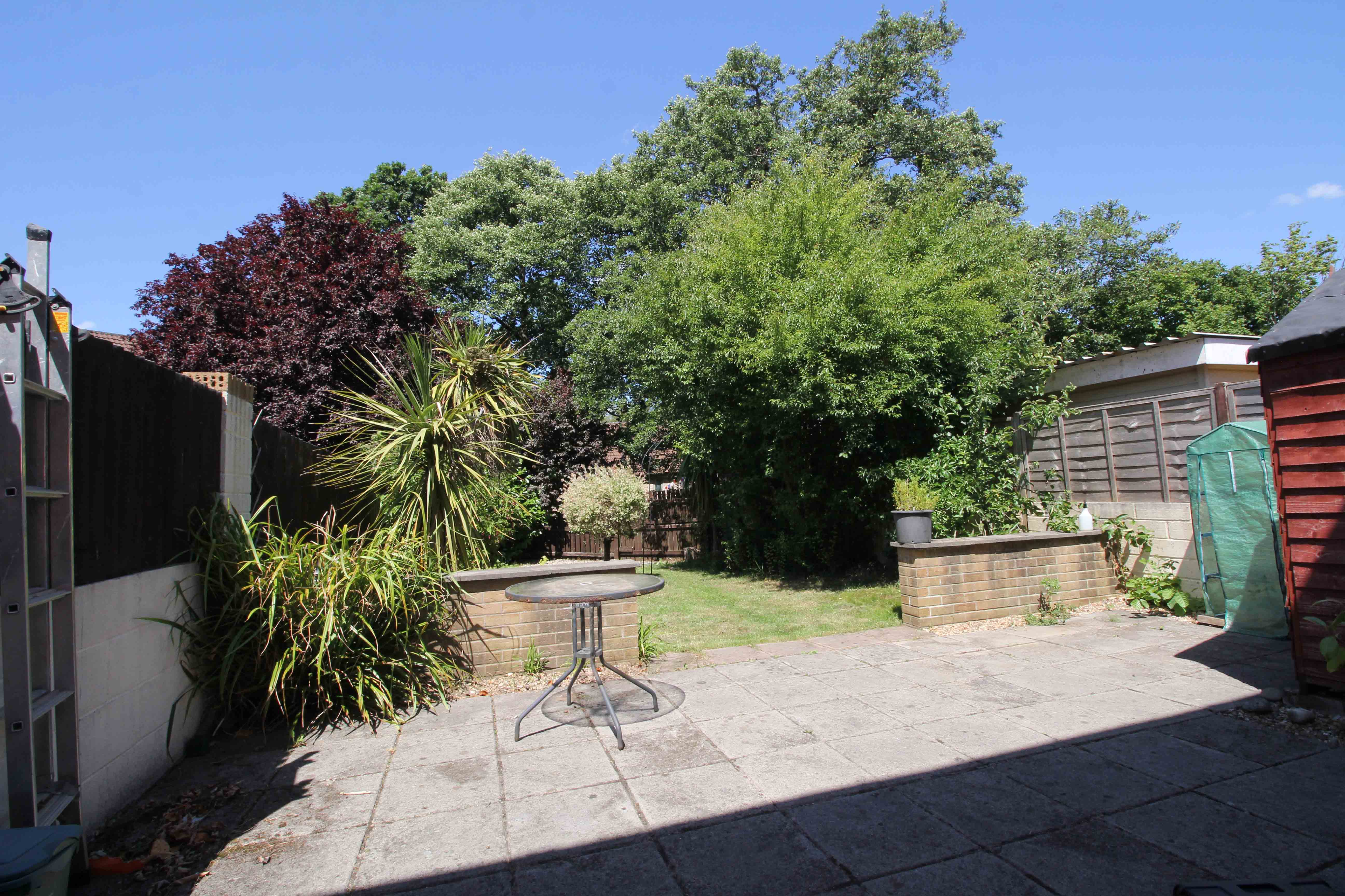 Llwyn Onn, Tyla Garw CF72 9ET  Interior