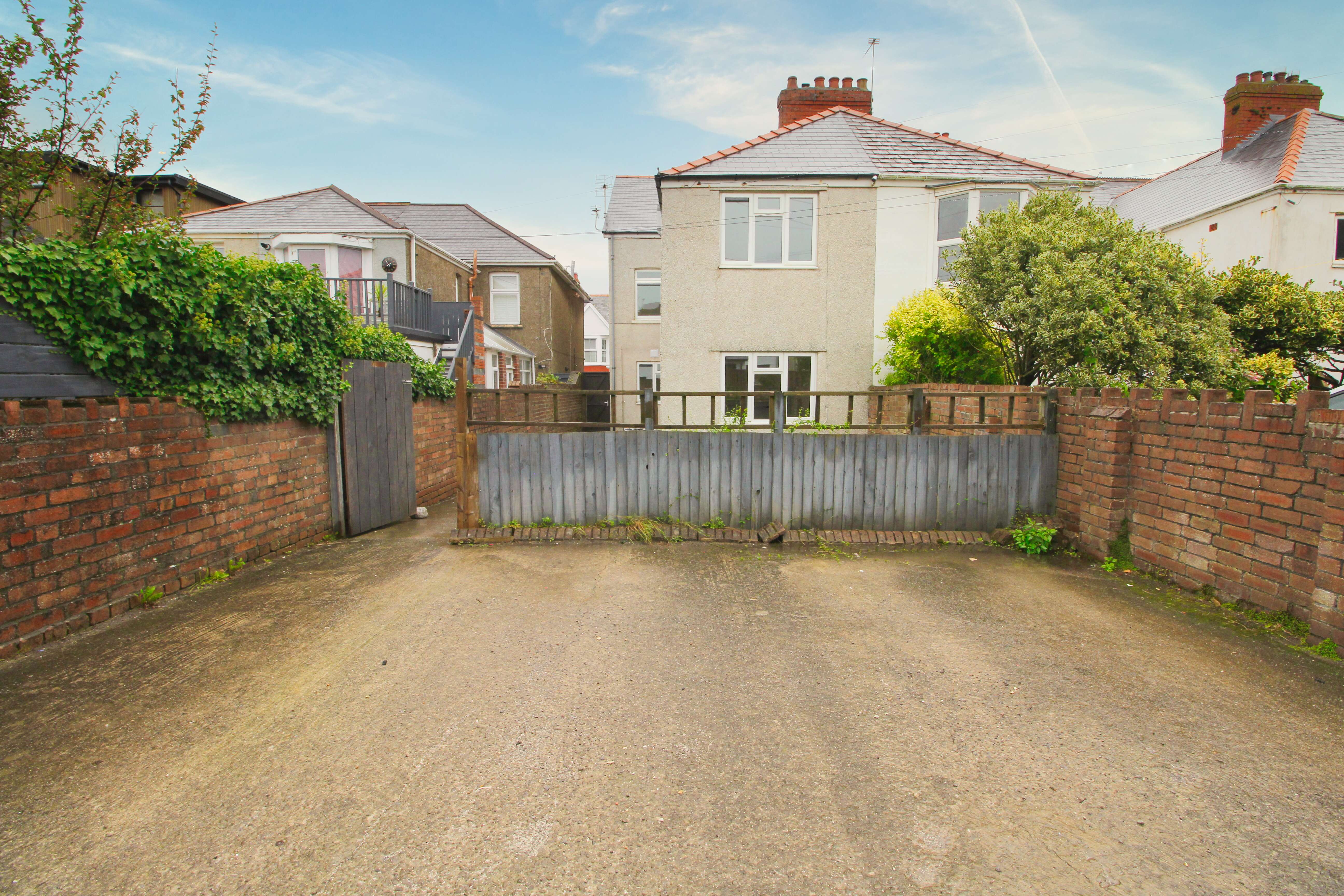 Picton Avenue, Porthcawl CF36 3AJ  Interior