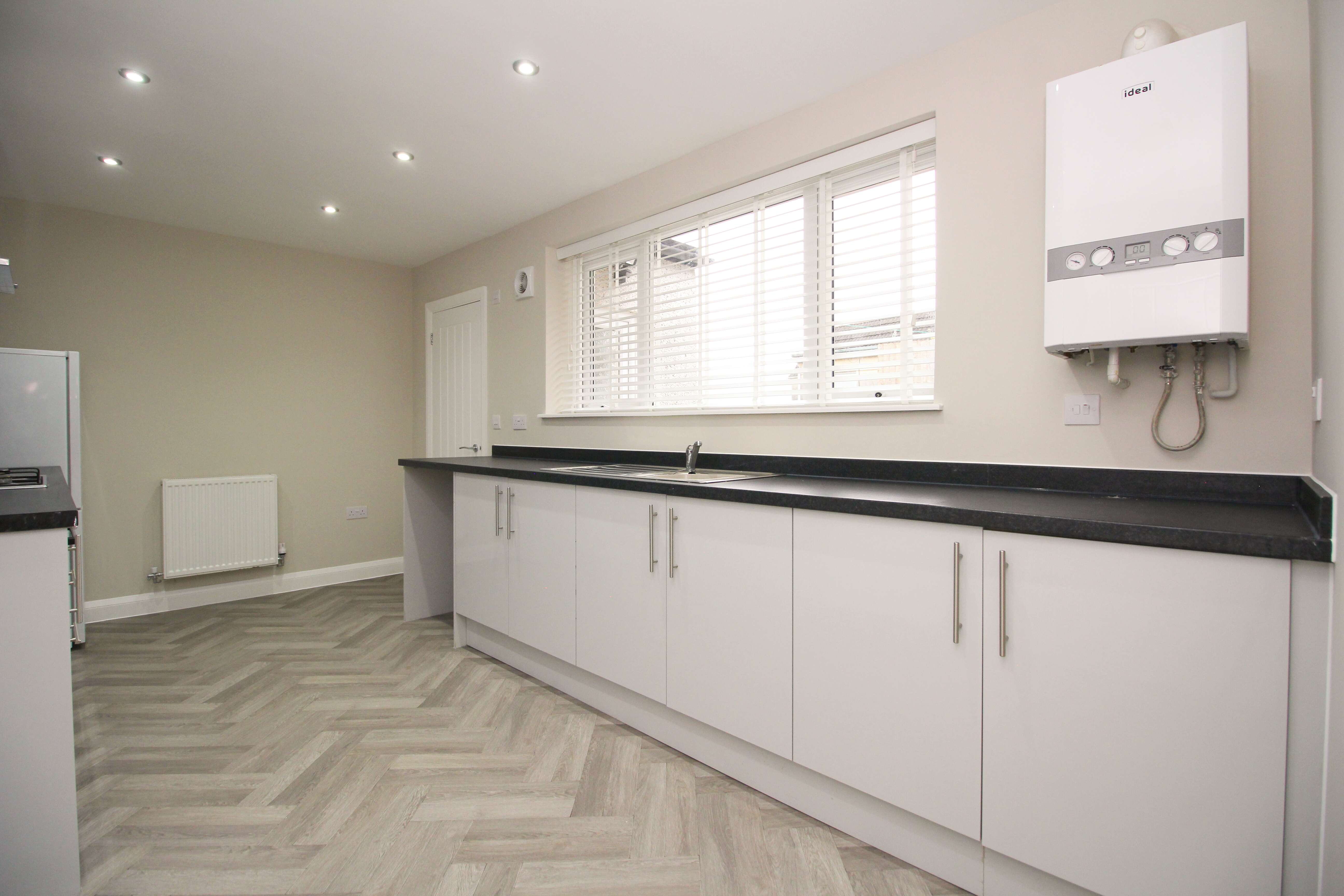 Ash Grove, Pentre CF41 7DD  Interior