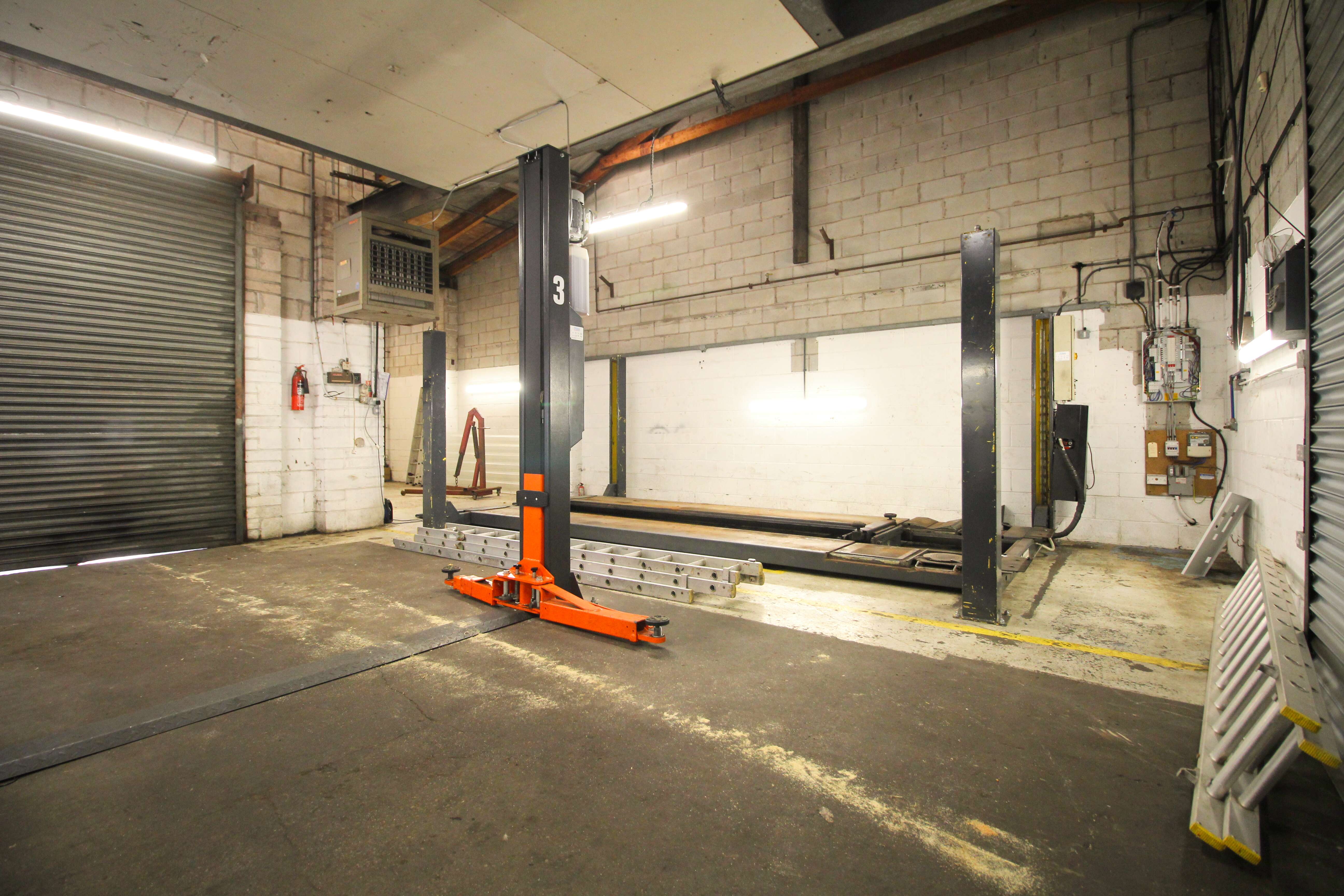 Workshop R/O 2, Gelli Ddu Cottages, CF37 5YY  Interior
