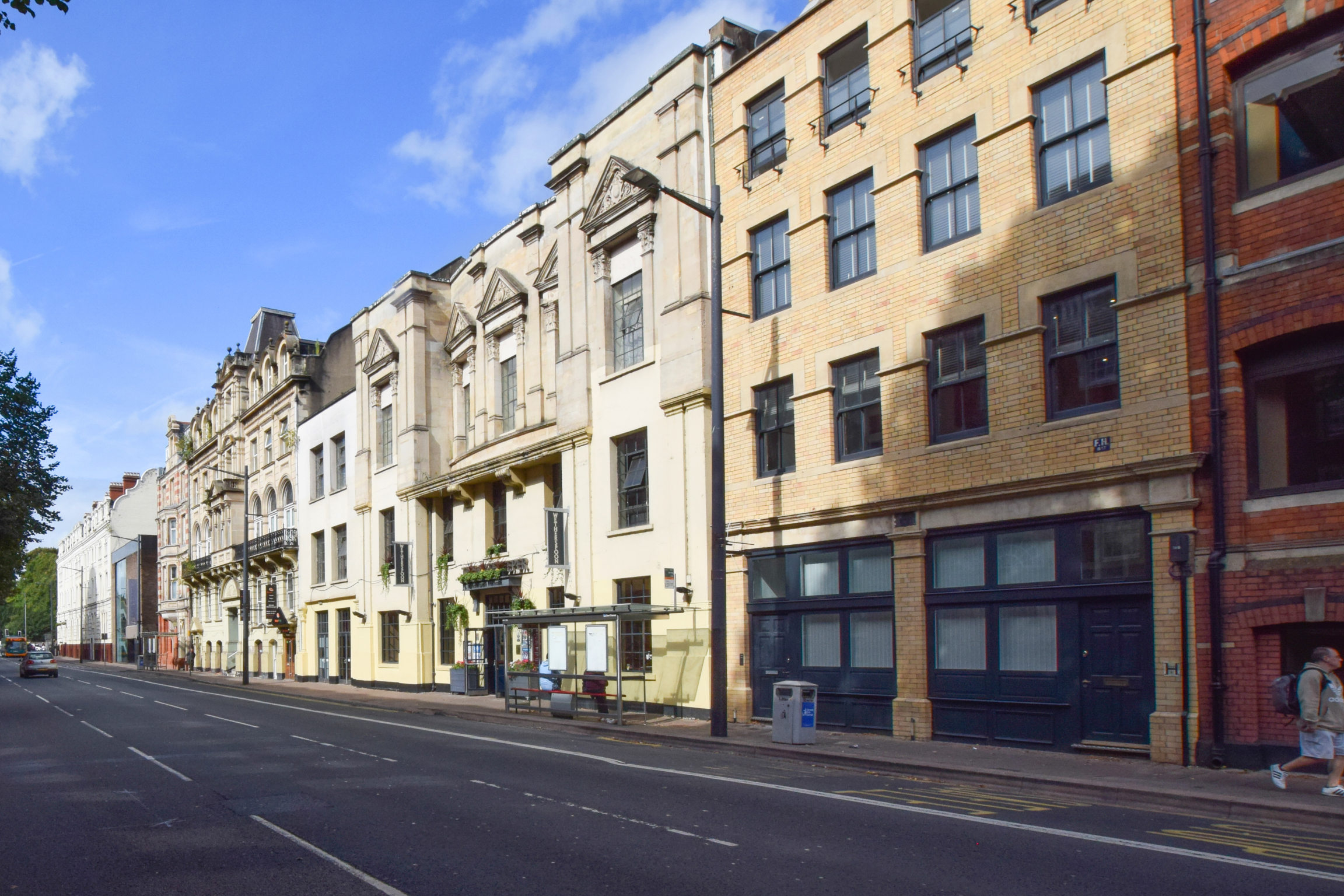 Flat 2, 11 Westgate street  Interior