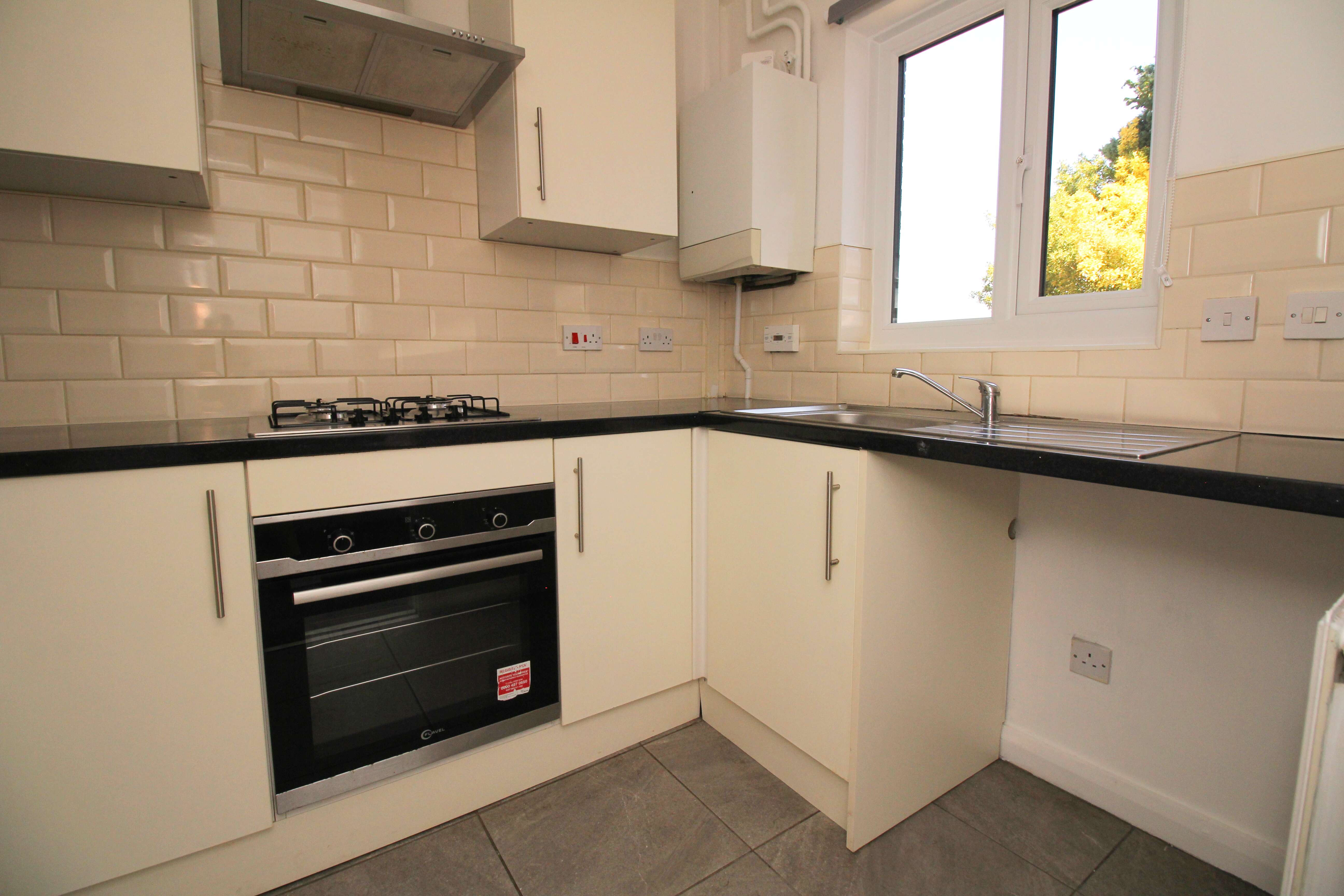 Clos Myddlyn, Manor Chase CF38 2JS  Interior
