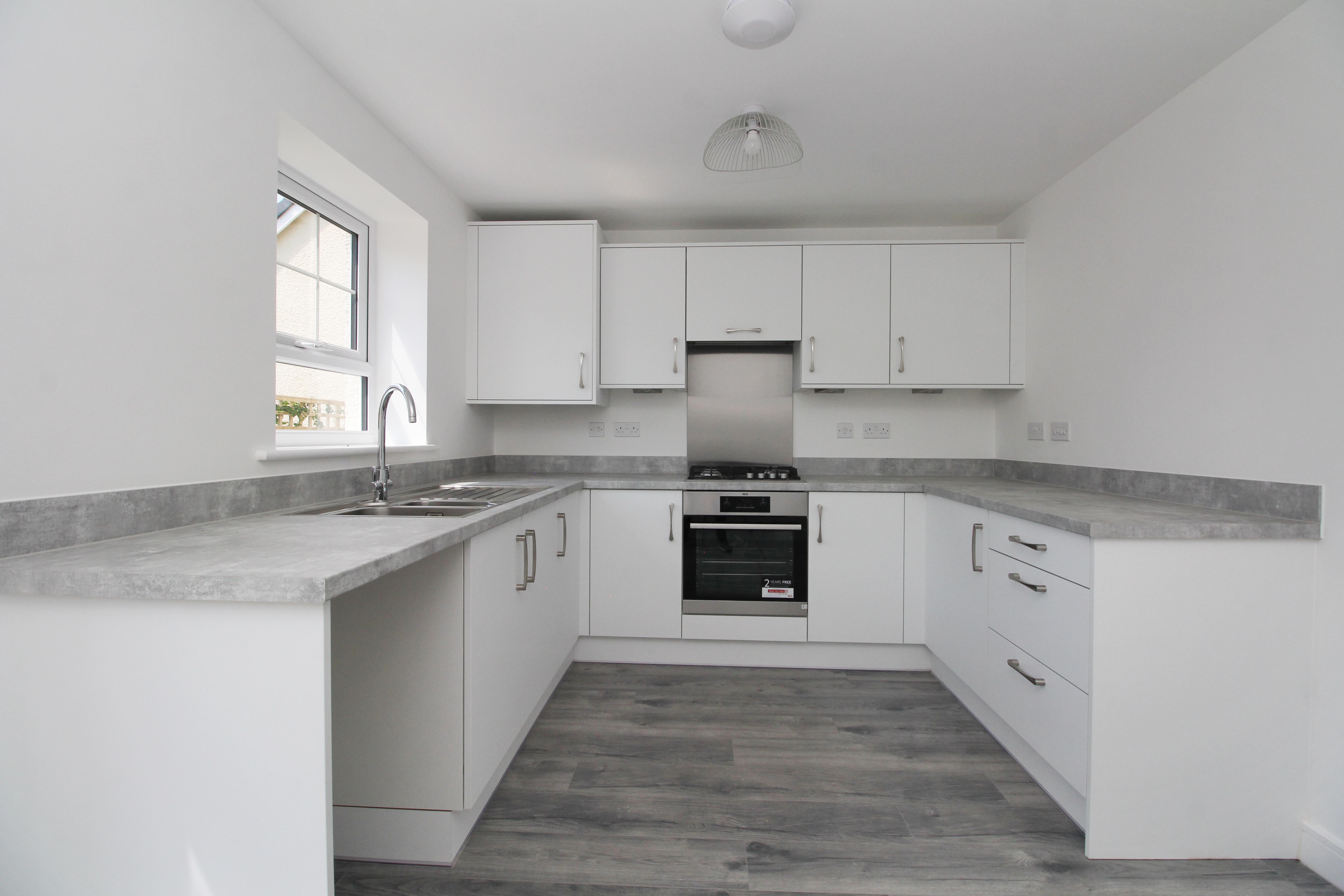 Dunraven Close, Cowbridge CF71 7FG  Interior