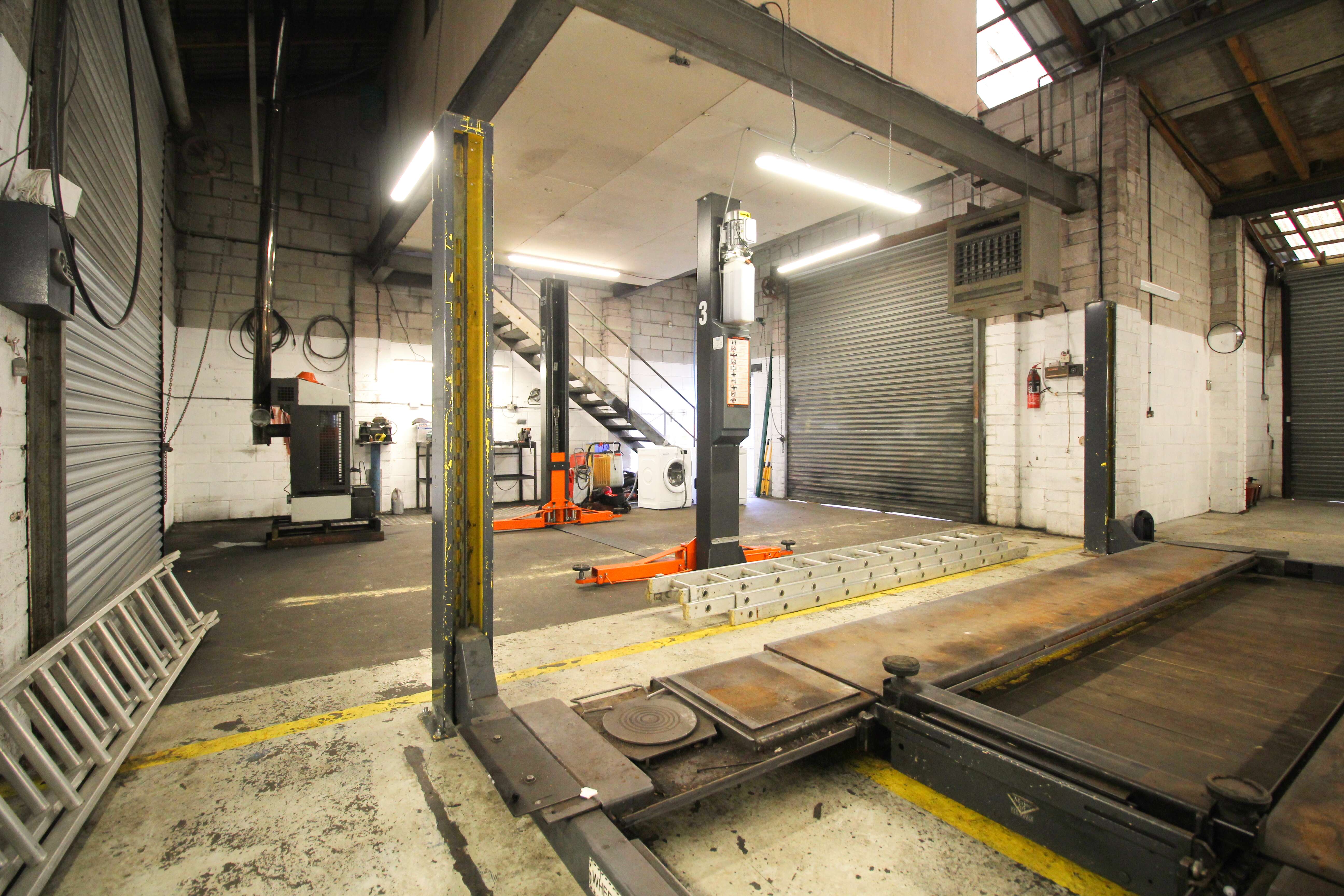 Workshop R/O 2, Gelli Ddu Cottages, CF37 5YY  Interior