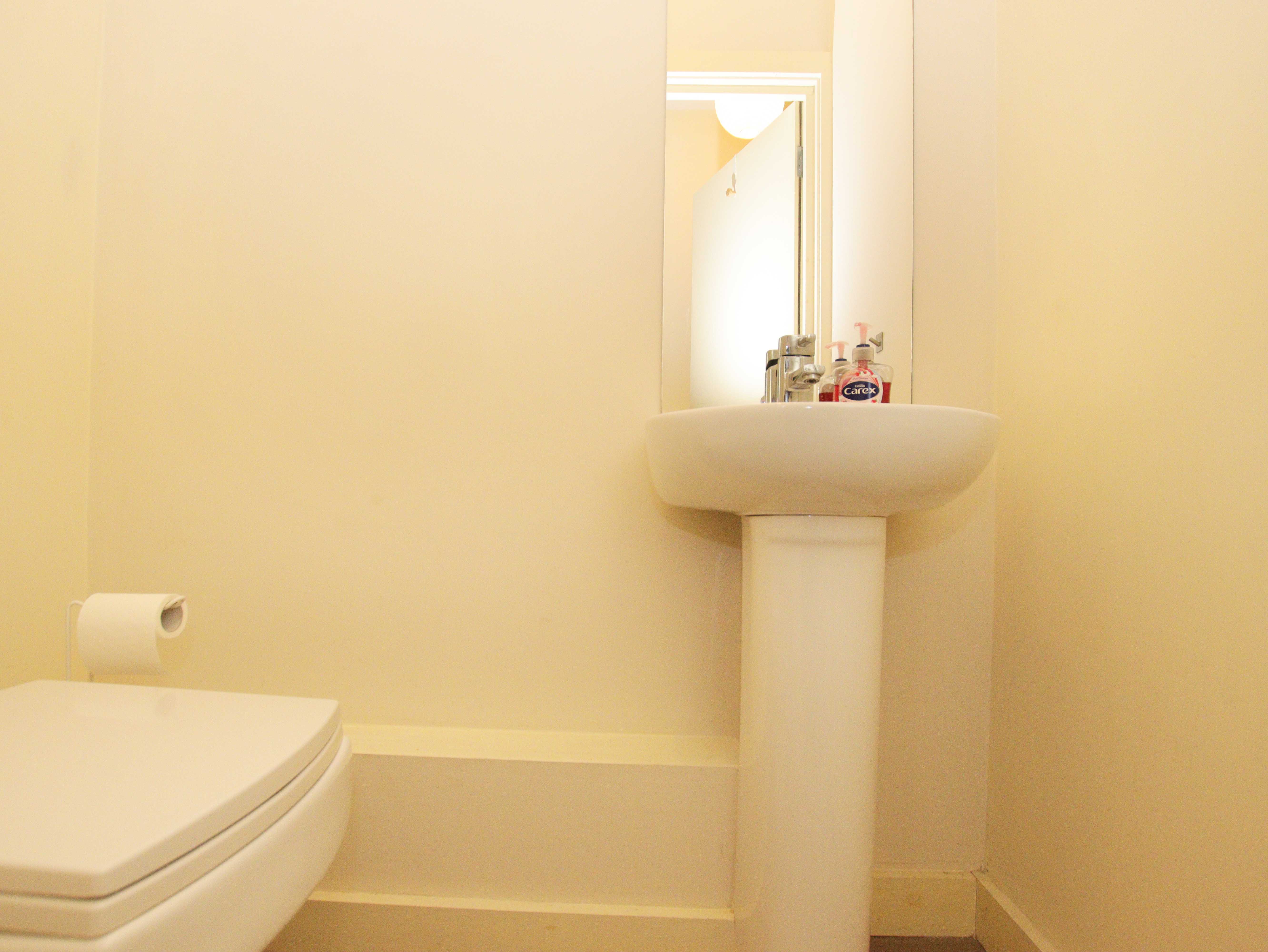 Cambrian House, Old School Lane, Pontypridd CF37 2DD  Interior