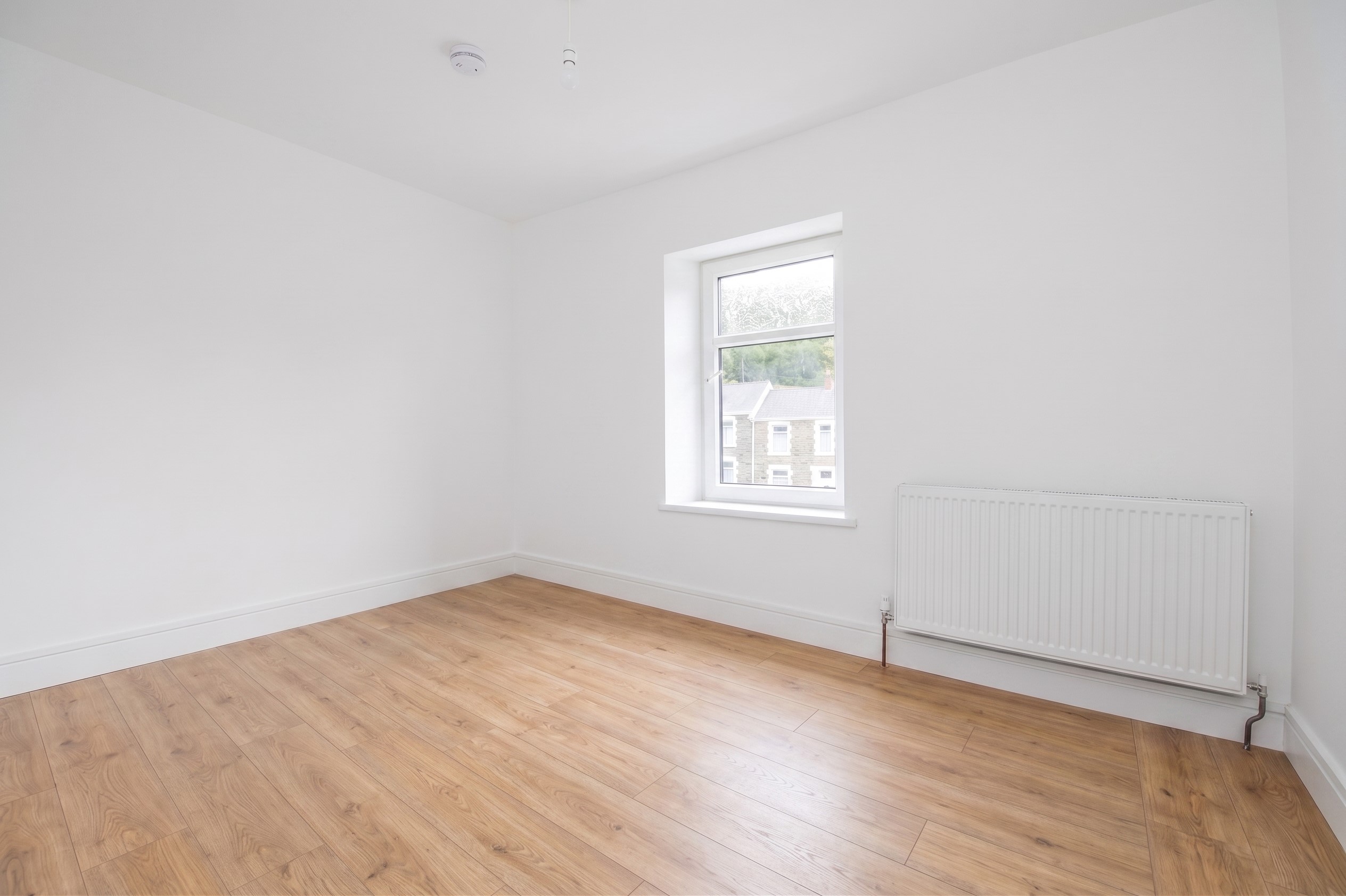 River Row, Blaina, Abertillery, NP13 3HG  Interior