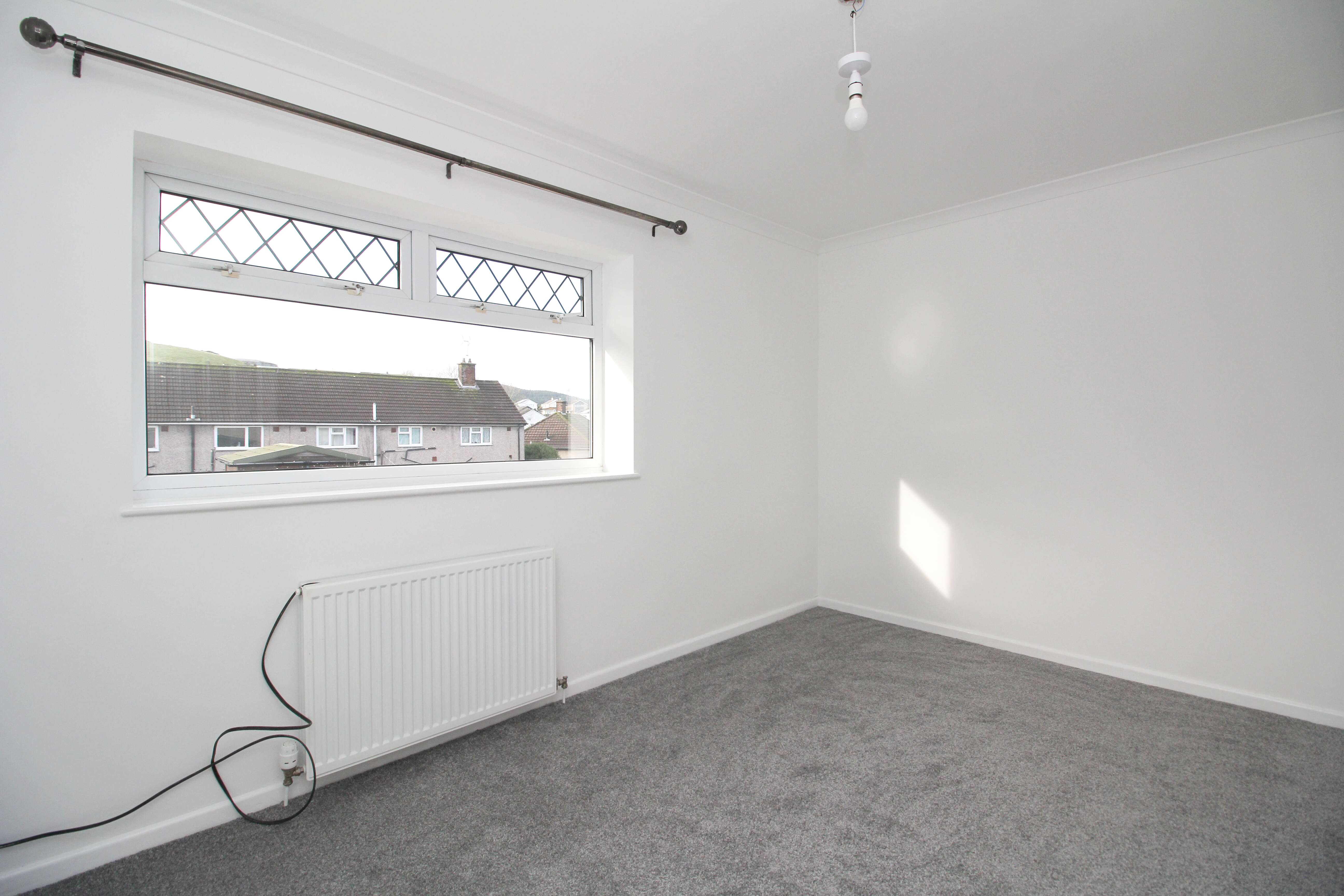 Heol-Y-Sarn, Llantrisant CF72 8DB  Interior