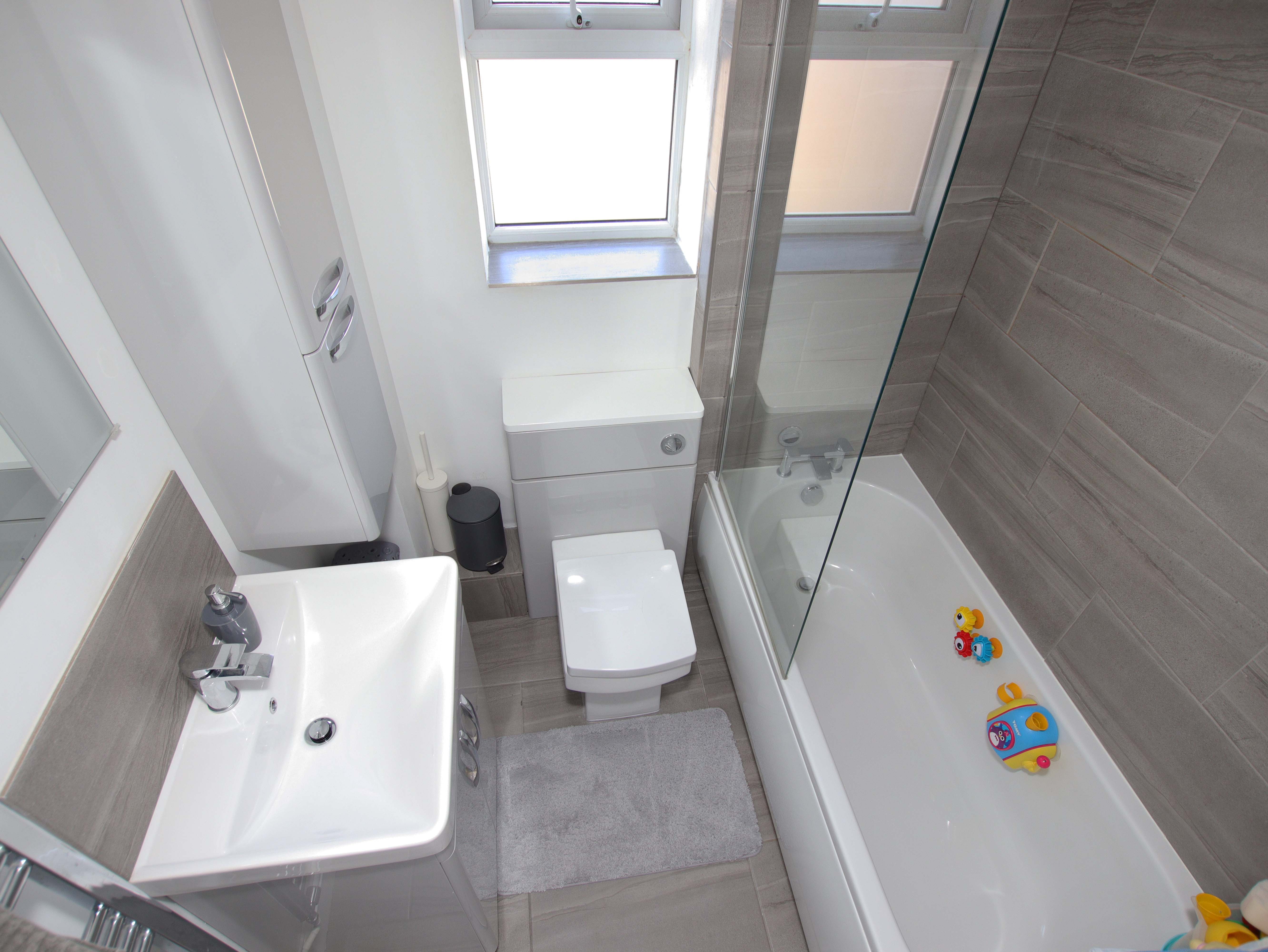 Coed Mieri, Pontyclun CF72 9UW  Interior