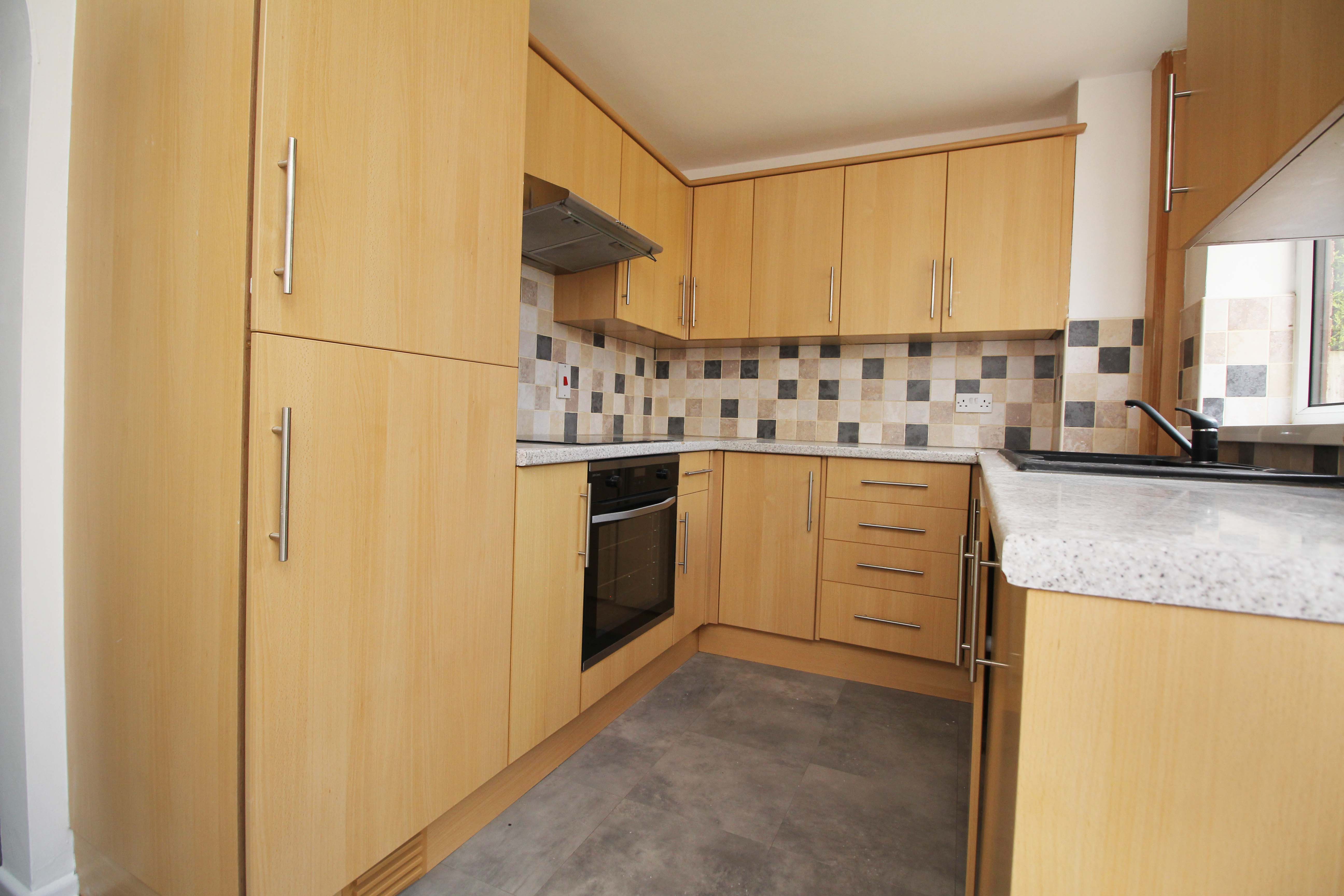 Llys Tudful, Creigiau CF15 9JZ  Interior