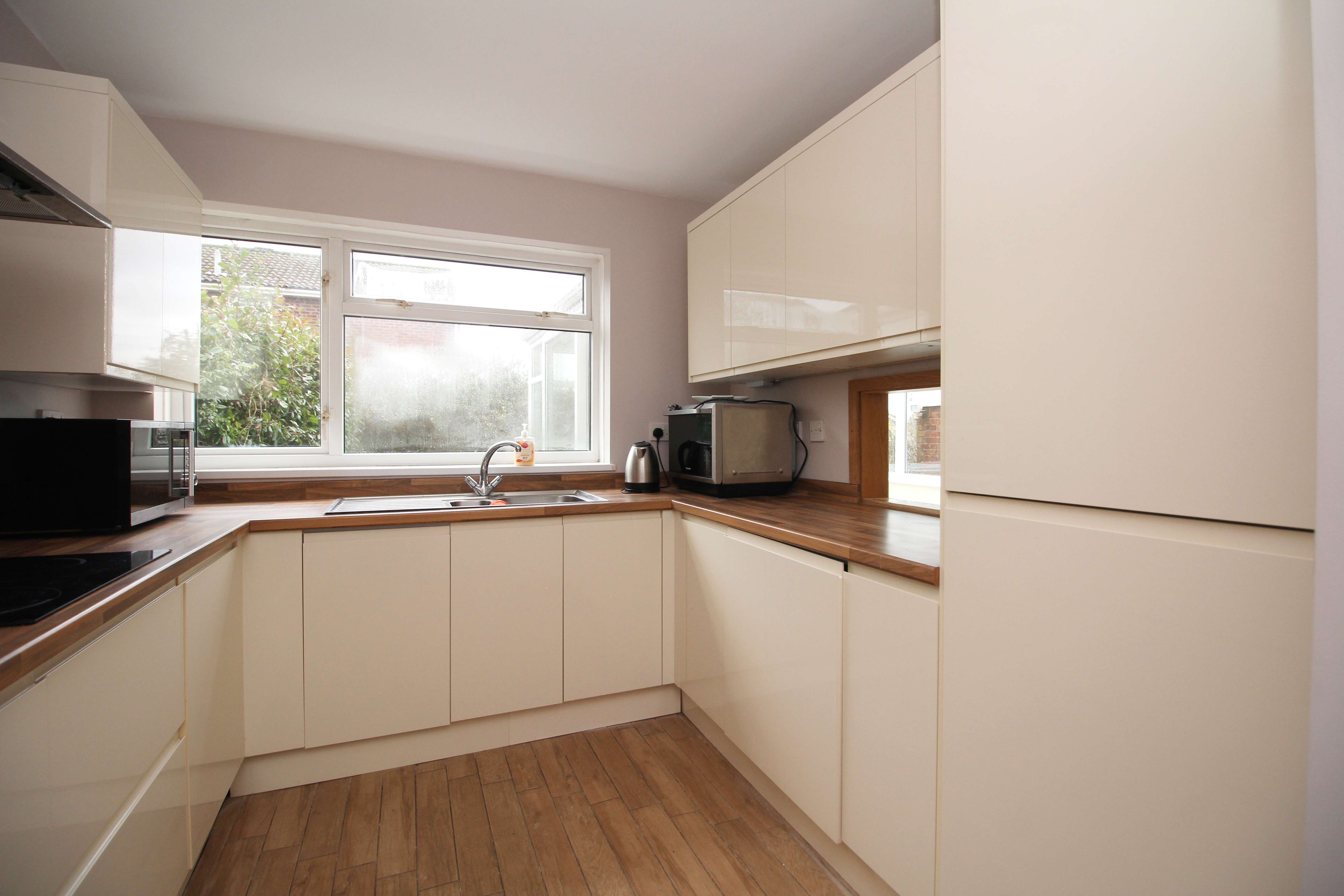 Lon y Fro, Pentyrch CF15 9TE  Interior