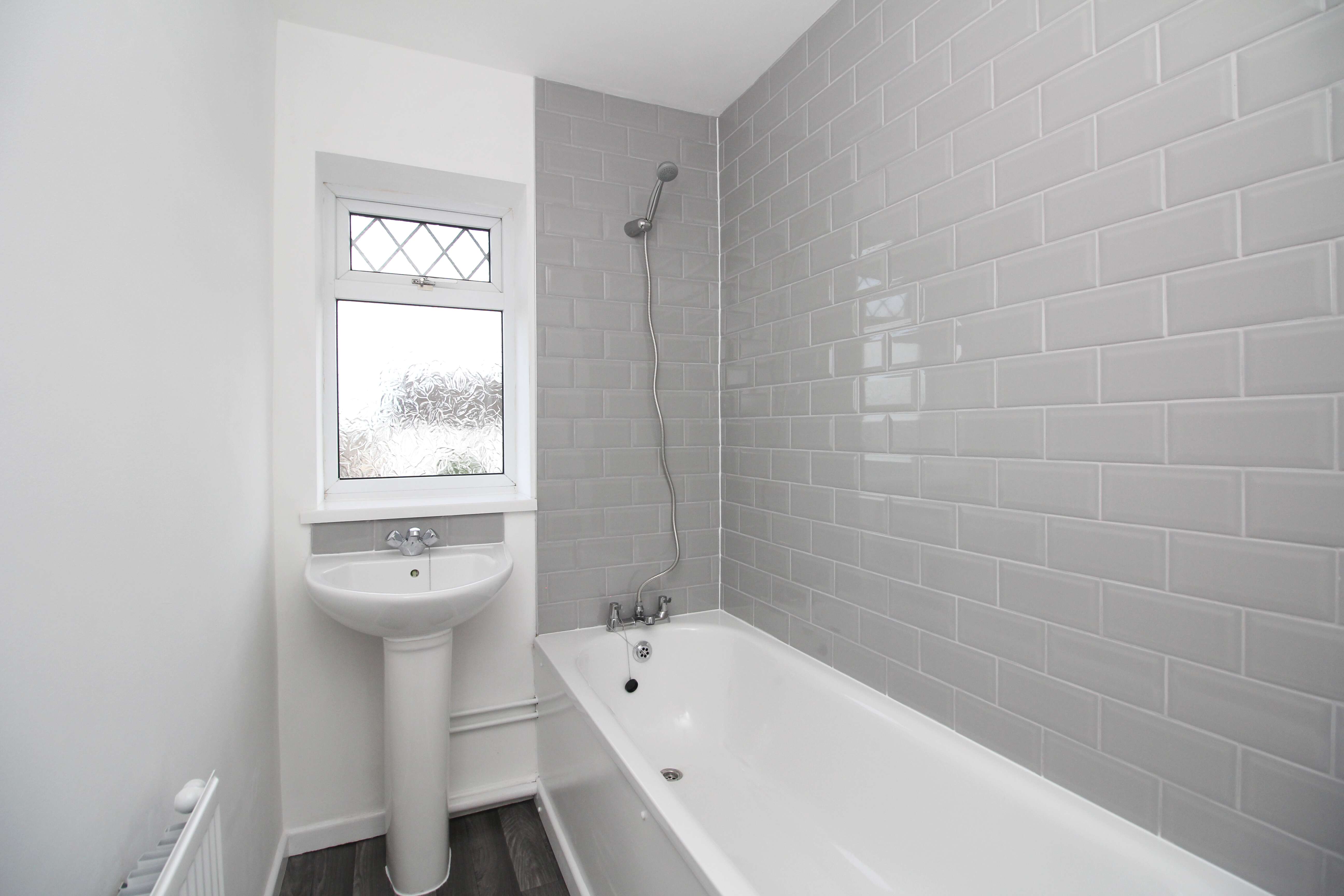 Heol-Y-Sarn, Llantrisant CF72 8DB  Interior