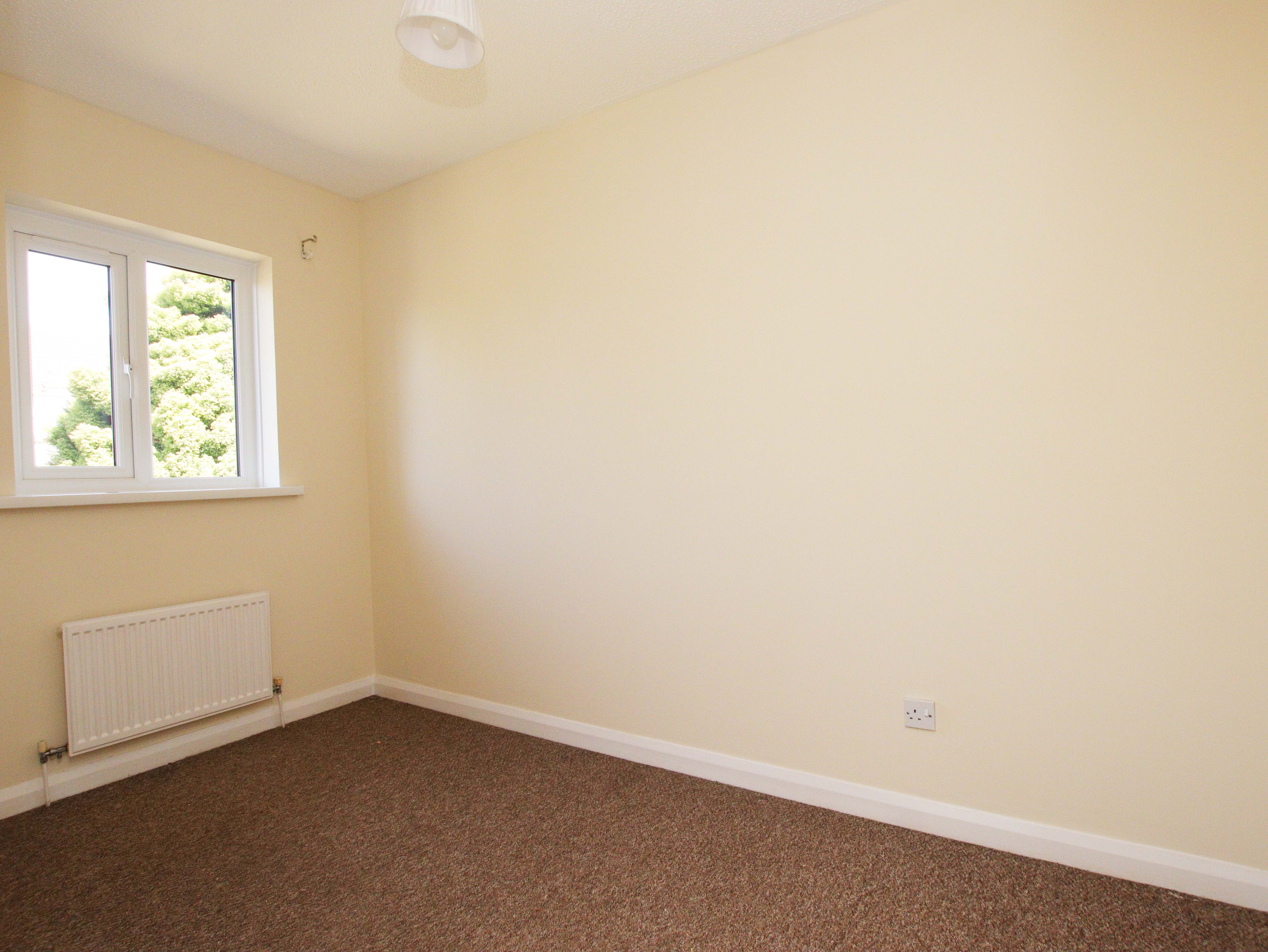 Cwrt Y Waun, Pontypridd, CF38 2JJ  Interior