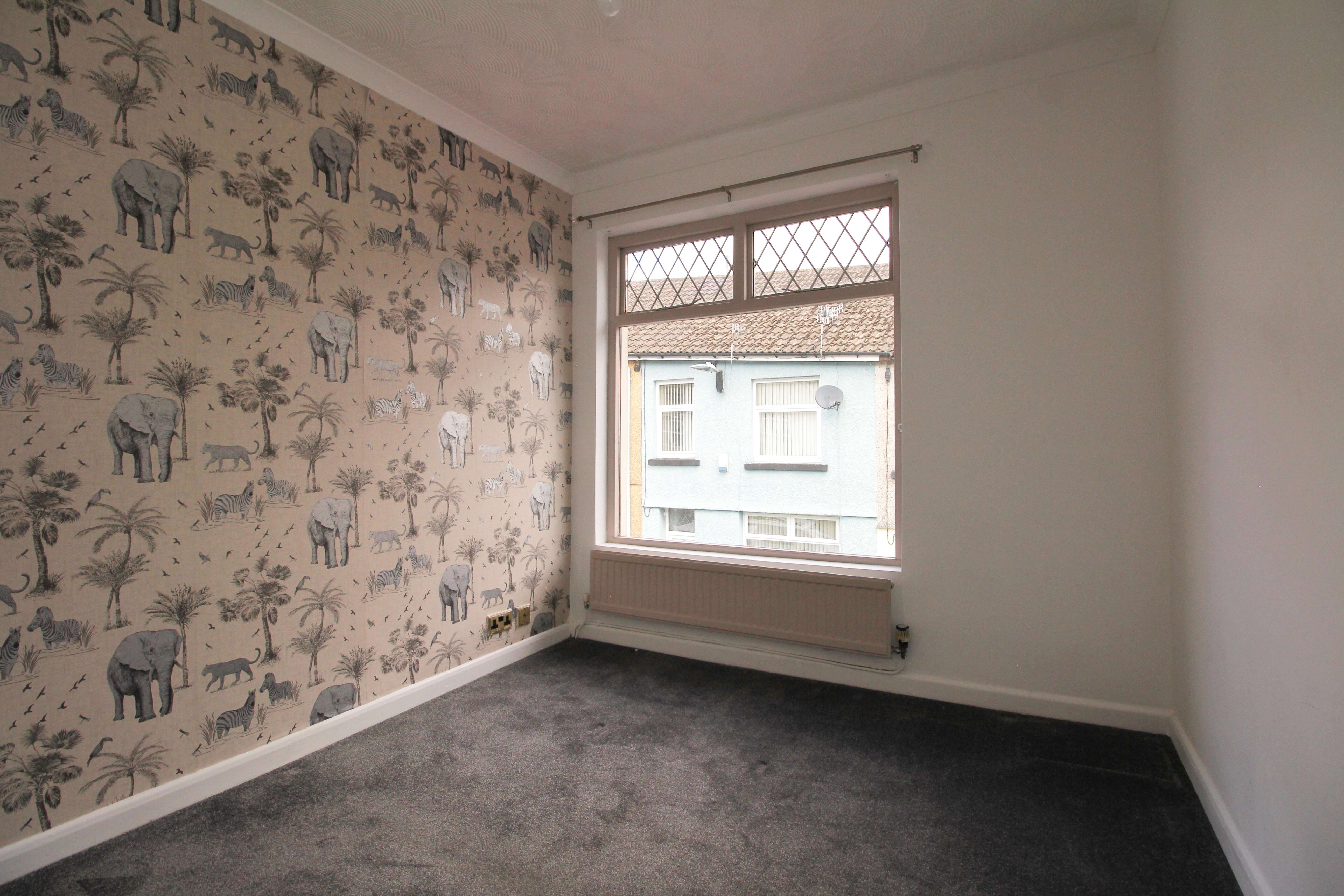Mervyn Street, Aberfan CF48 4QY  Interior