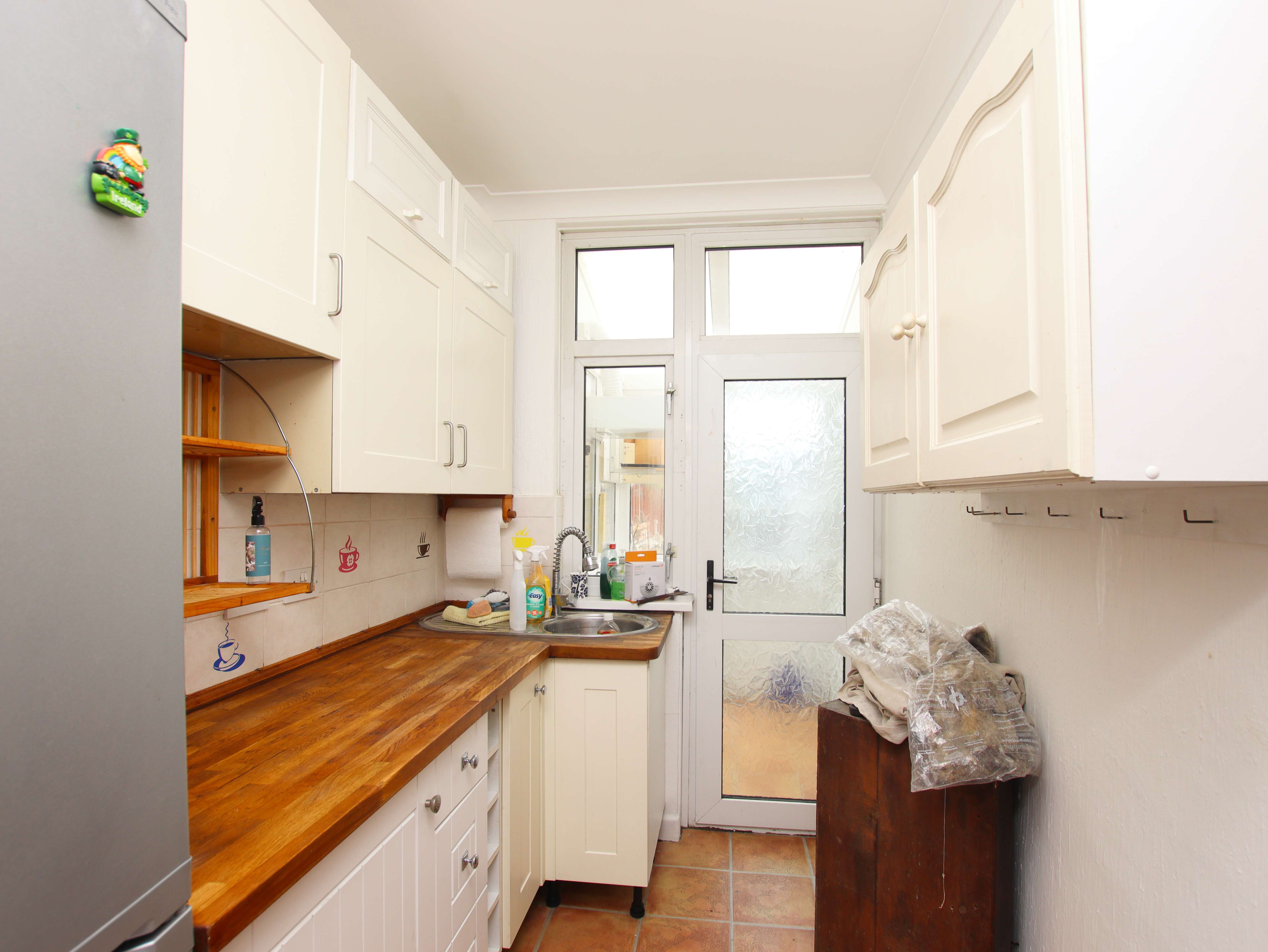 Cerdin Avenue, Pontyclun, CF72 9ER  Interior