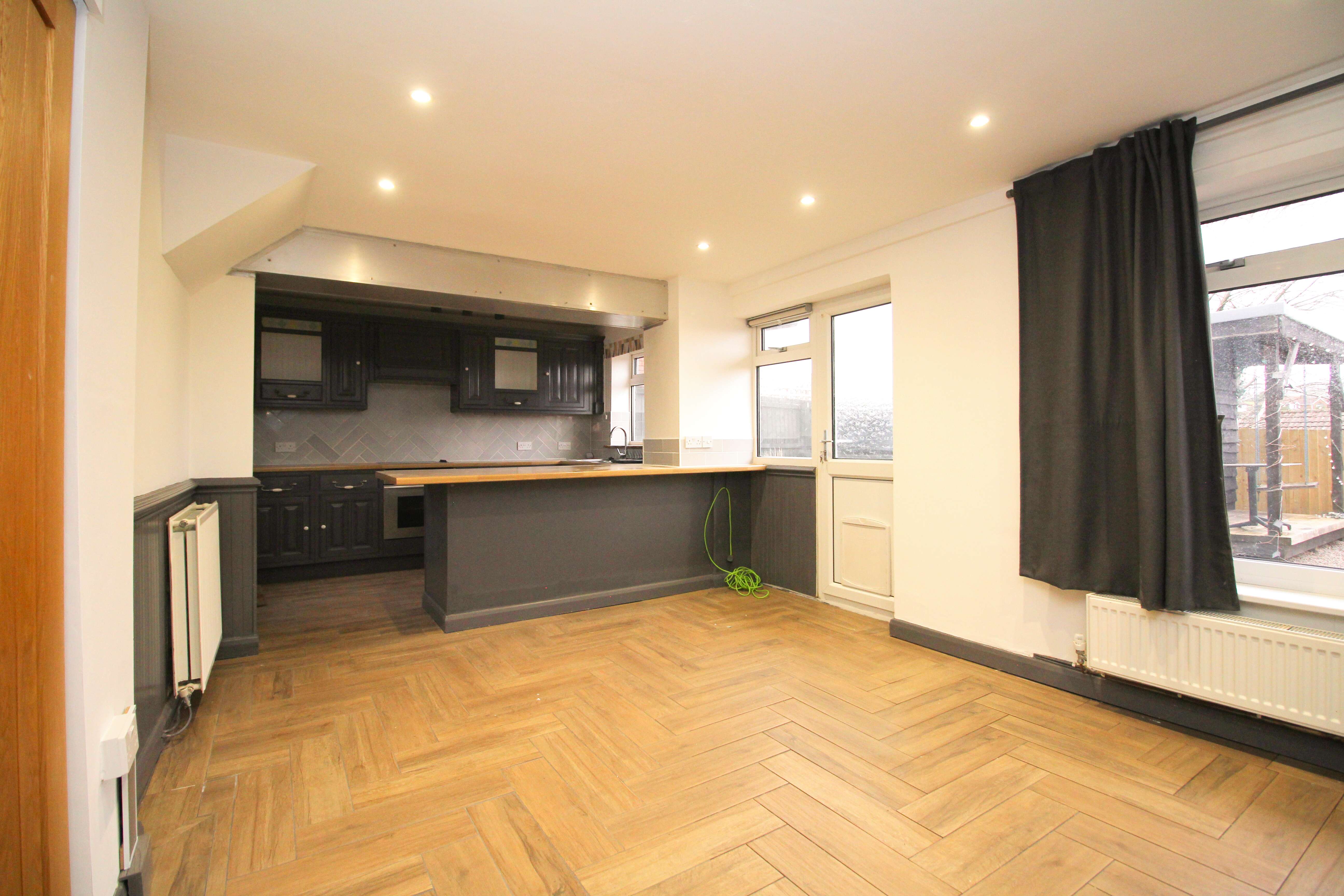 Manorbier Close, Tonteg CF38 1HL  Interior