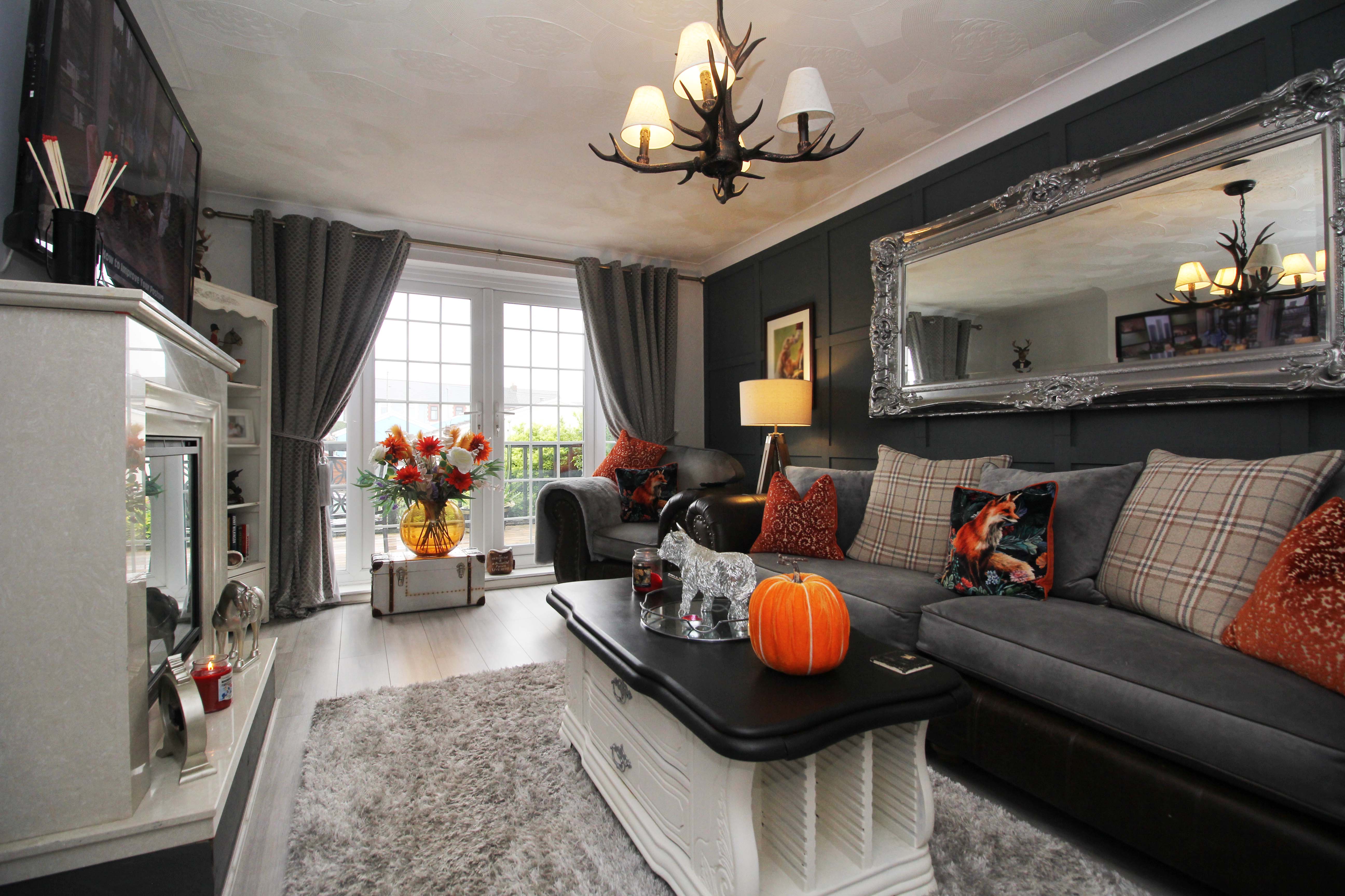 Bryn Henllan, Brynna CF72 9SH  Interior