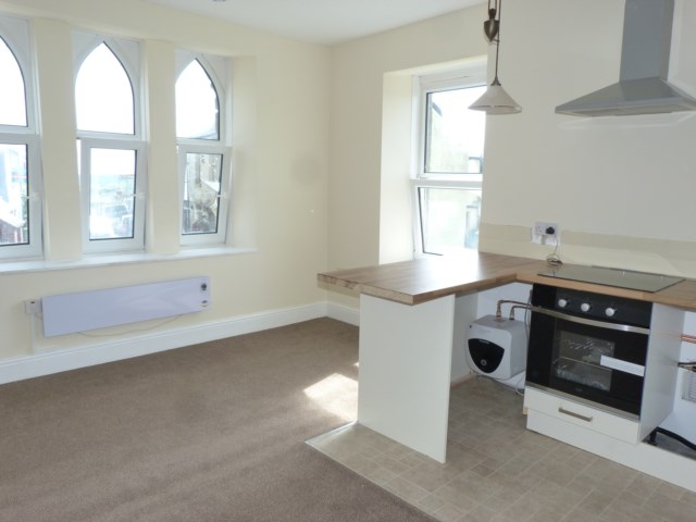 George Street, Llantrisant CF72 8EE  Interior