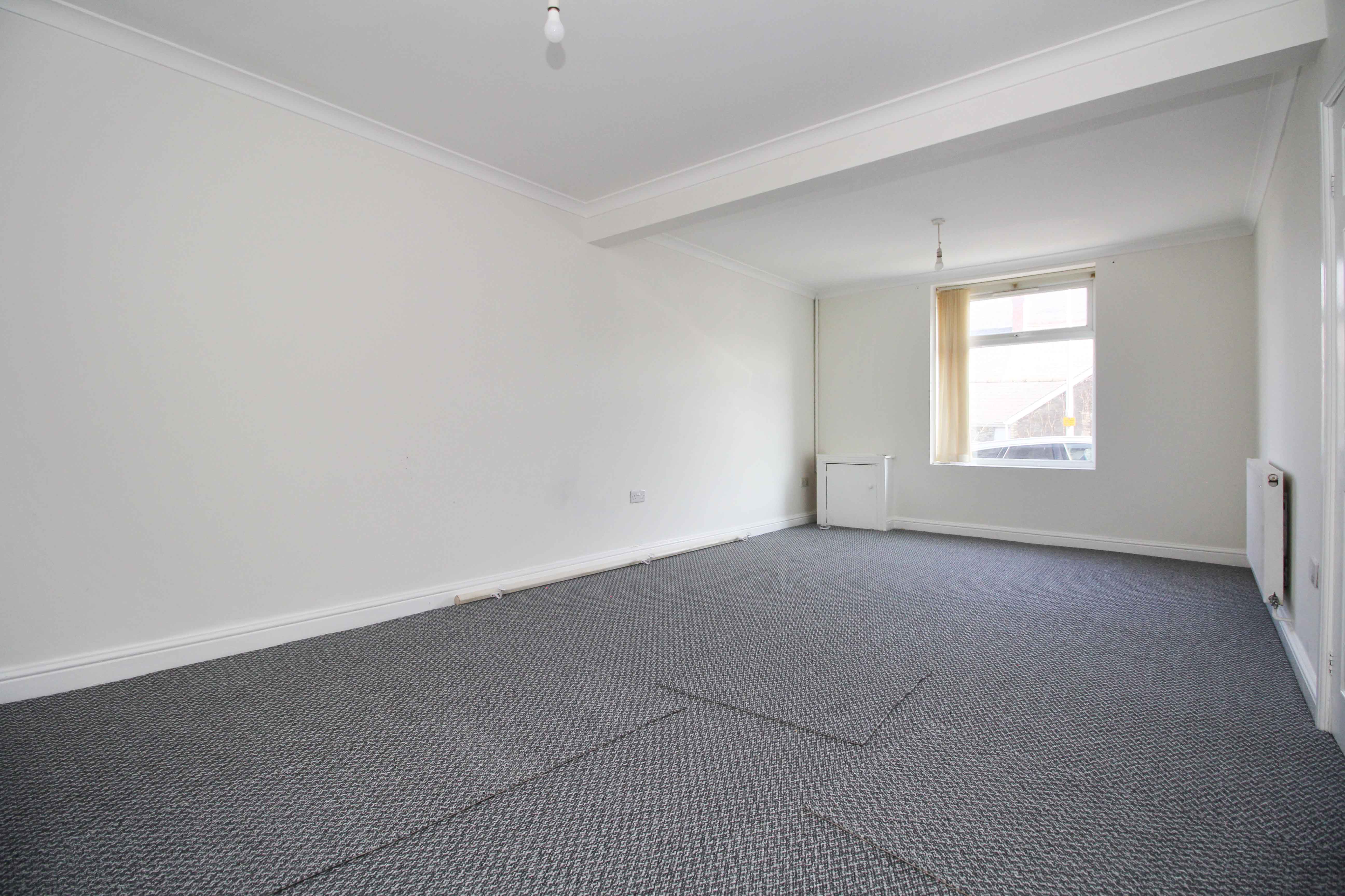 Eleanor Street, Tonypandy, CF40 1DR  Interior