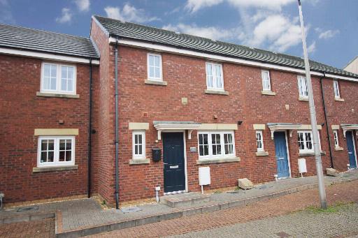 Lonydd Glas, Llanharan, CF72 9FW