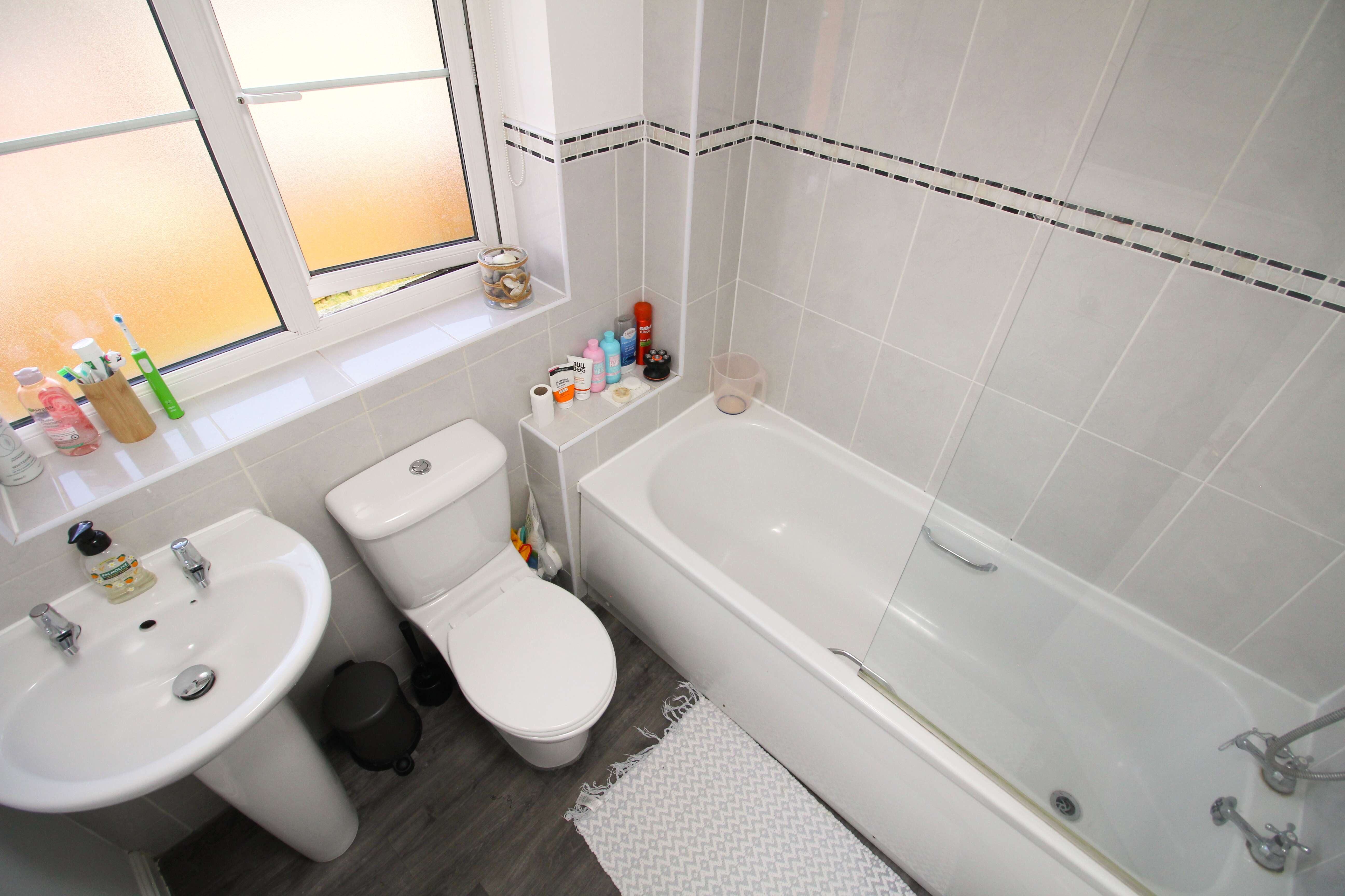 Ffordd Y Dolau, Llanharan CF72 9FT  Interior