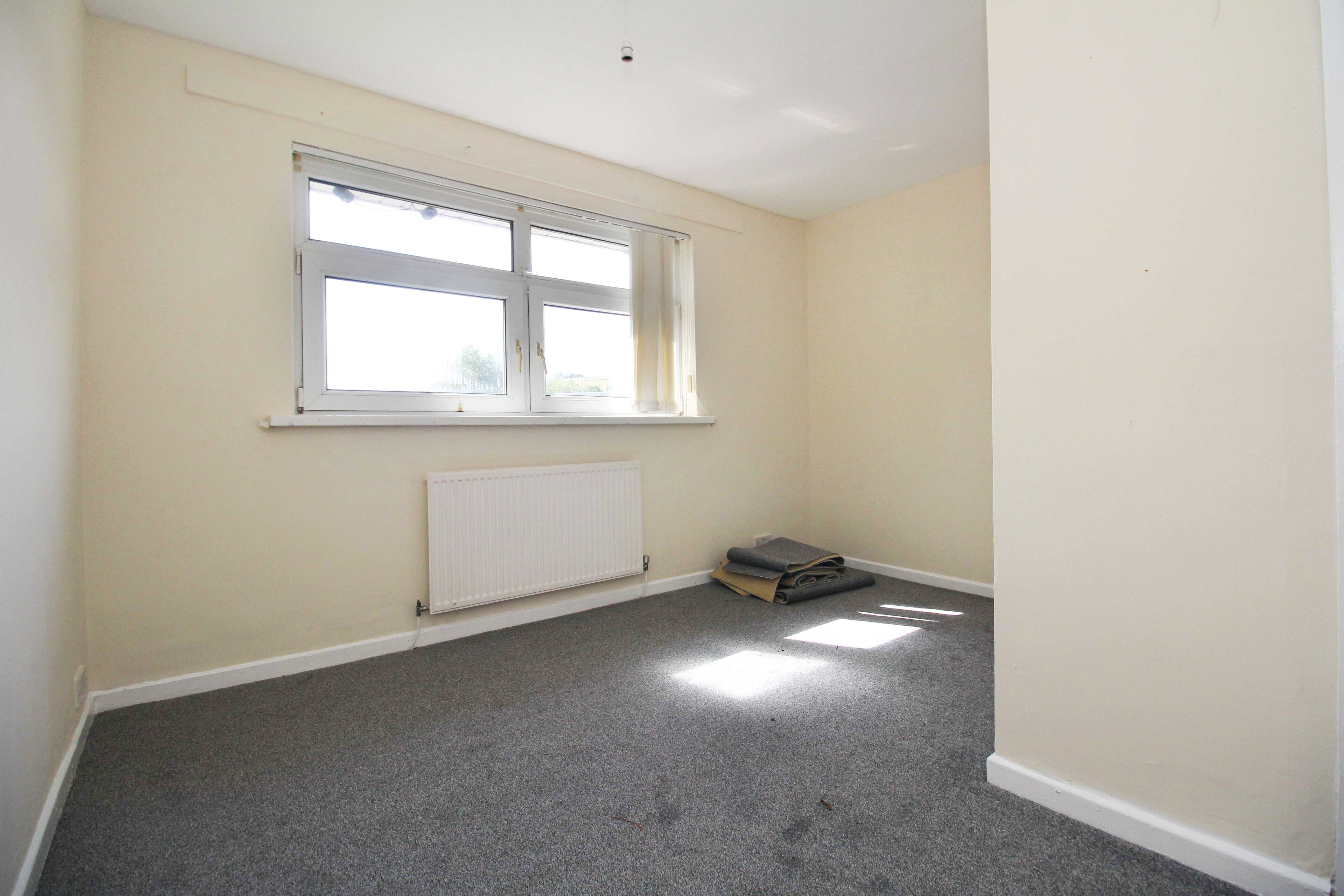 Castle Court, Church Village, CF38 1DN  Interior
