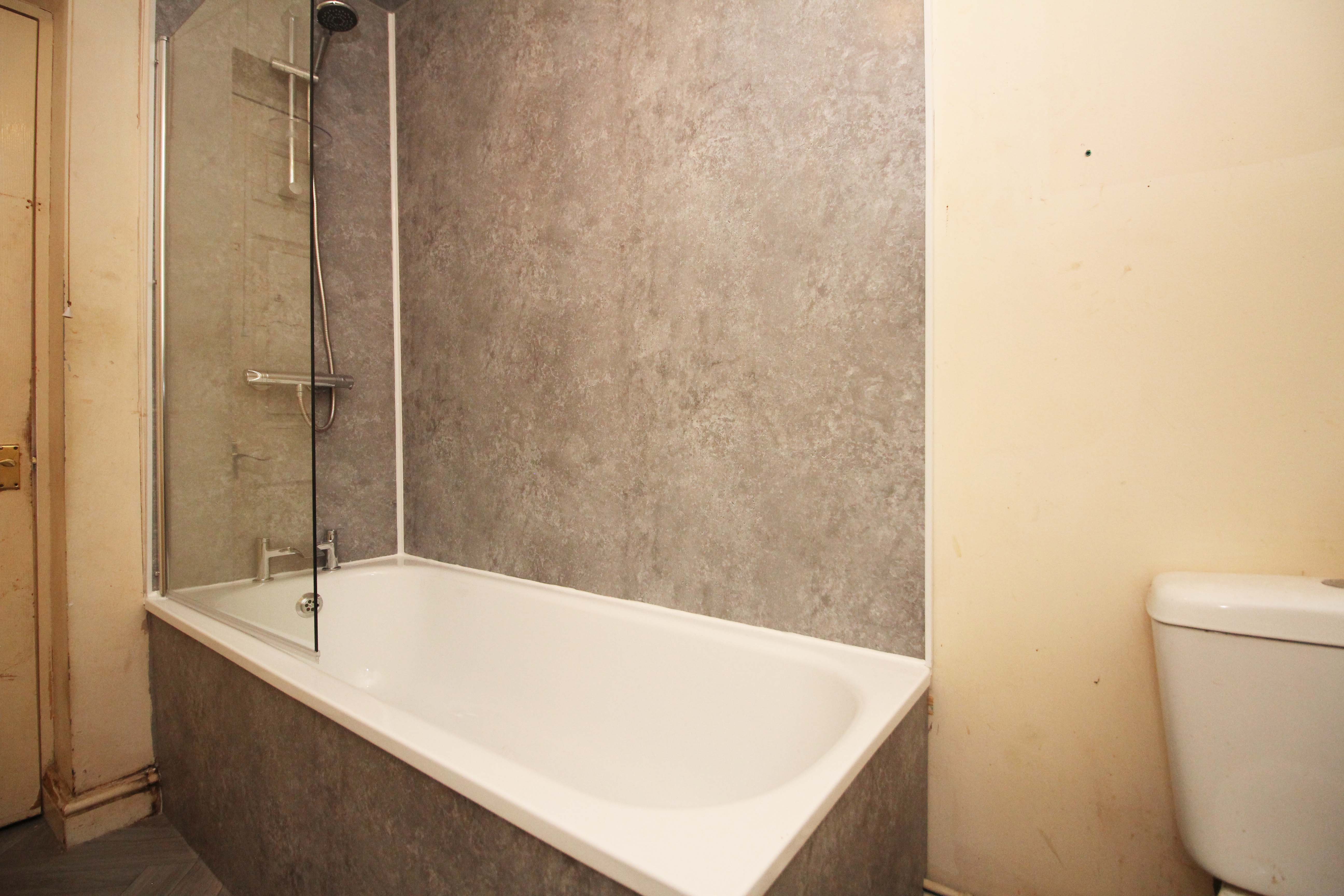 Eleanor Street, Tonypandy, CF40 1DR  Interior