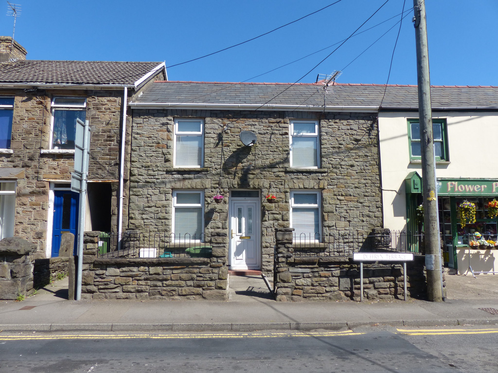 Dyffryn Terrace, Church Village, CF38 1RE  Interior