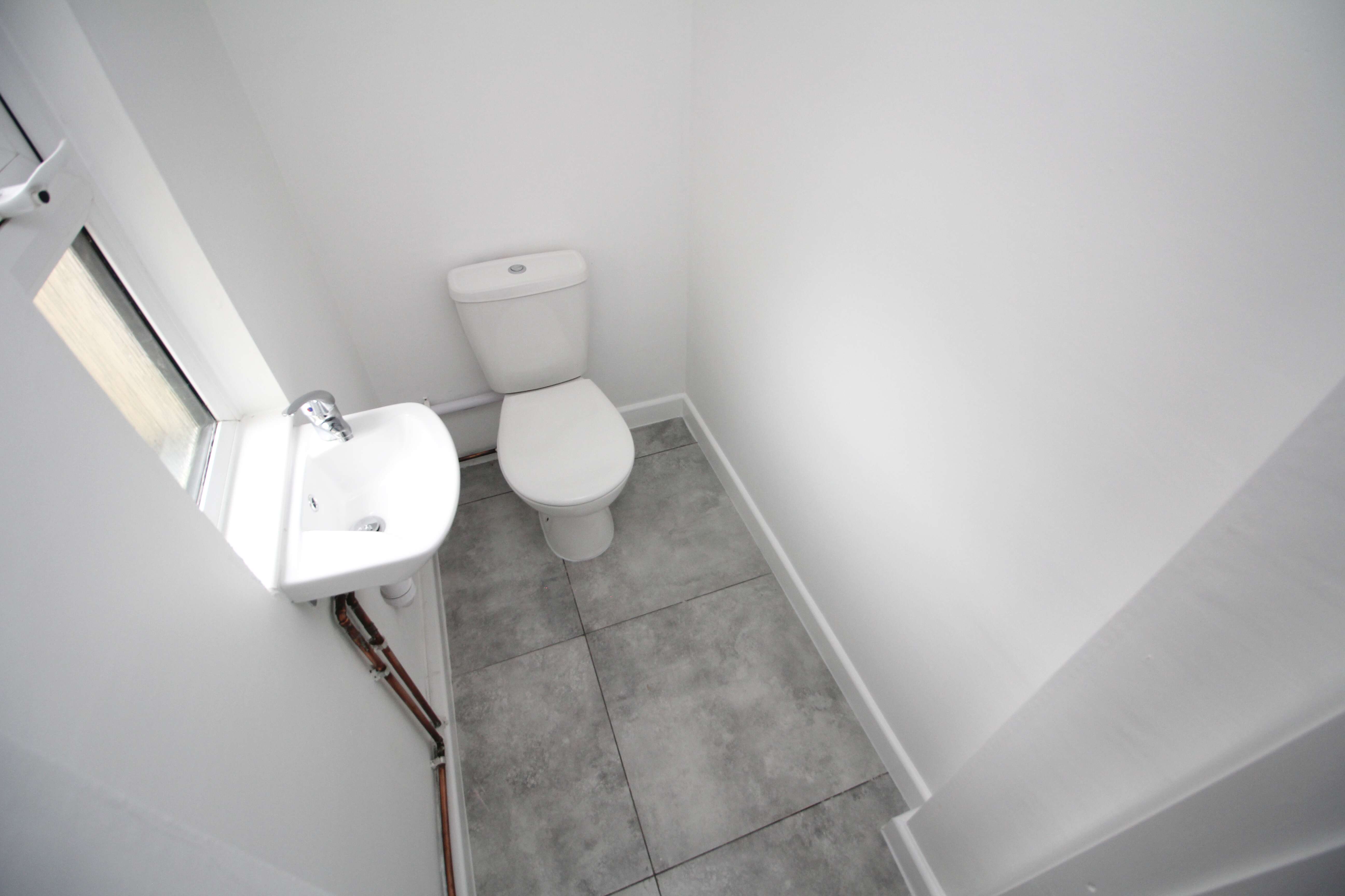 Station Terrace, Treherbert, CF32 5HU  Interior