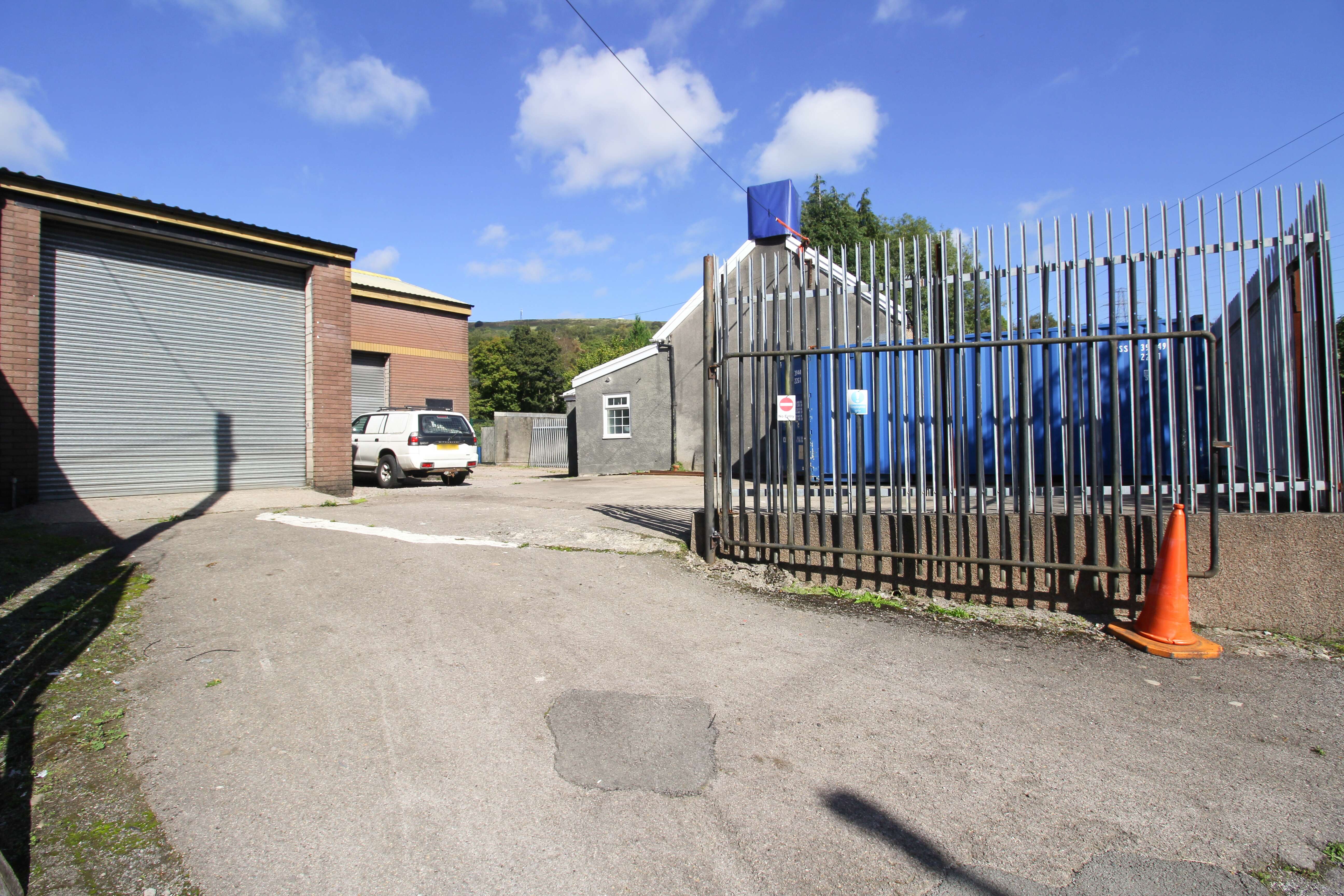 Workshop R/O 2, Gelli Ddu Cottages, CF37 5YY  Interior