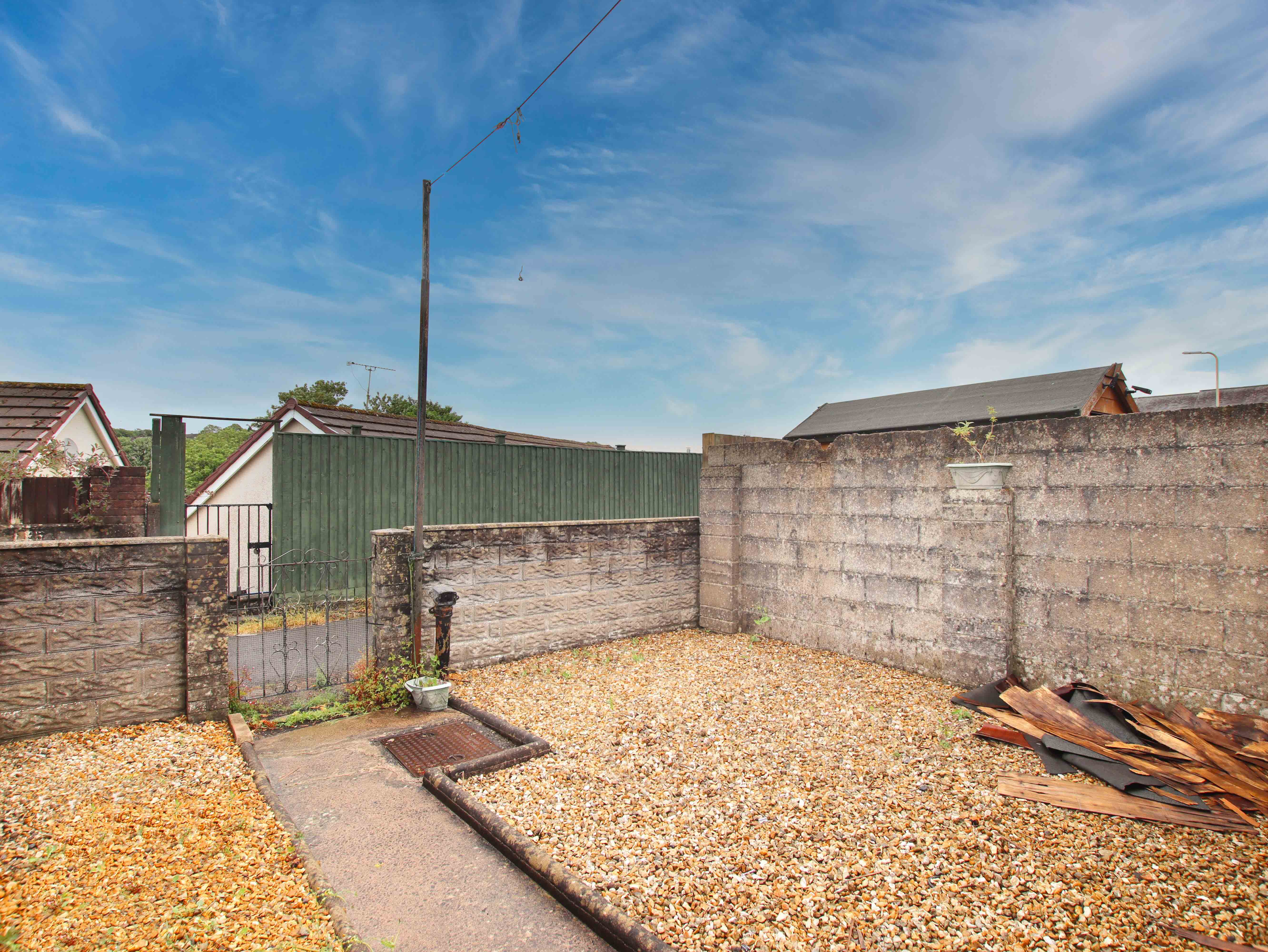 Cerdin Avenue, Pontyclun, CF72 9ER  Interior