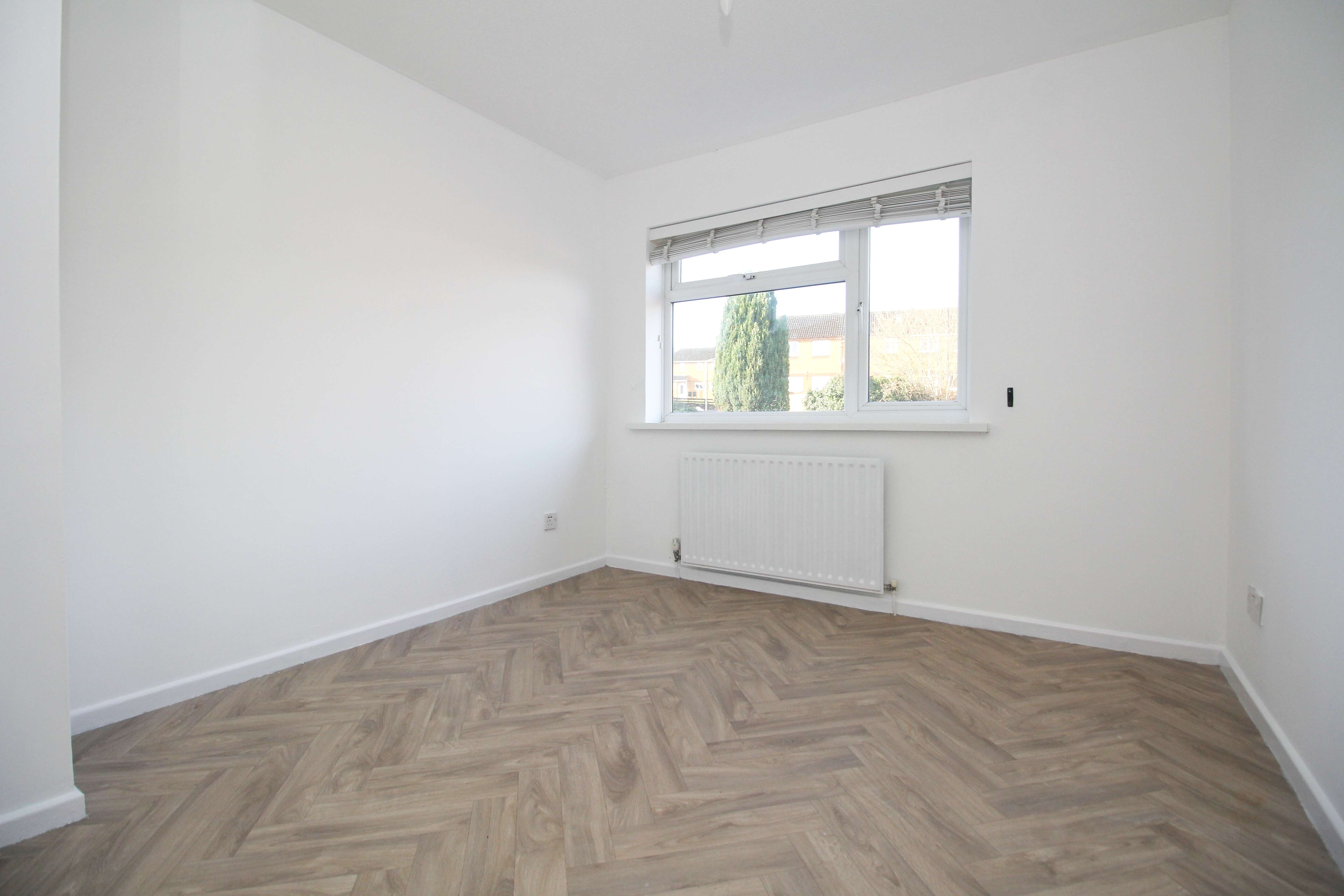 Cwrt Llechau, Llanharry CF72 9NA  Interior