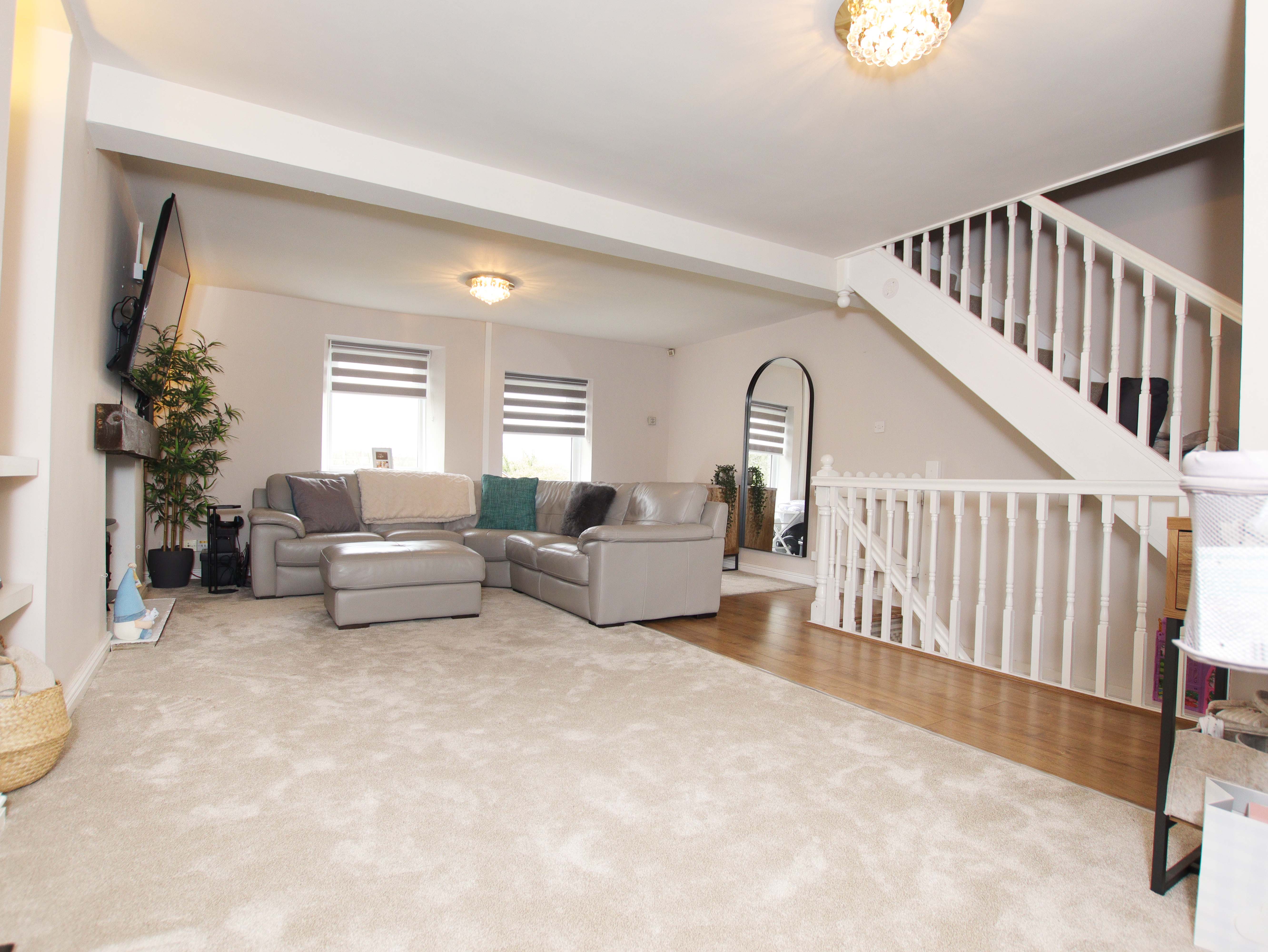 Tyclwyta Cottages, Main Road, Cross Inn, Llantrisant   Interior